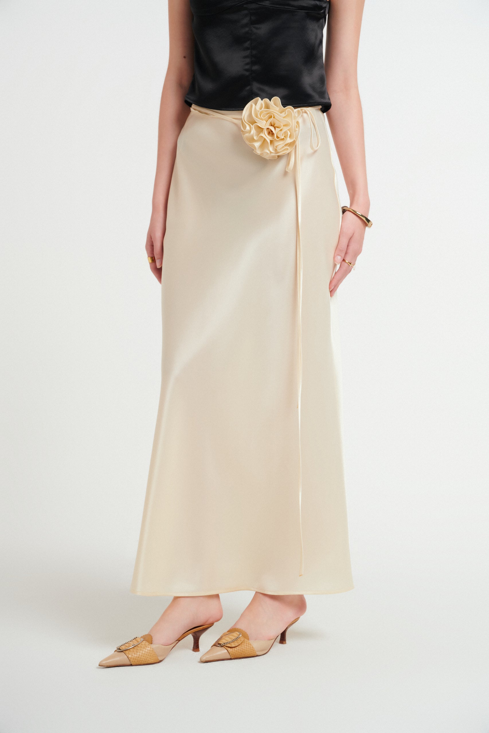 MAXI SATIN SKIRT - PEONY CREAM