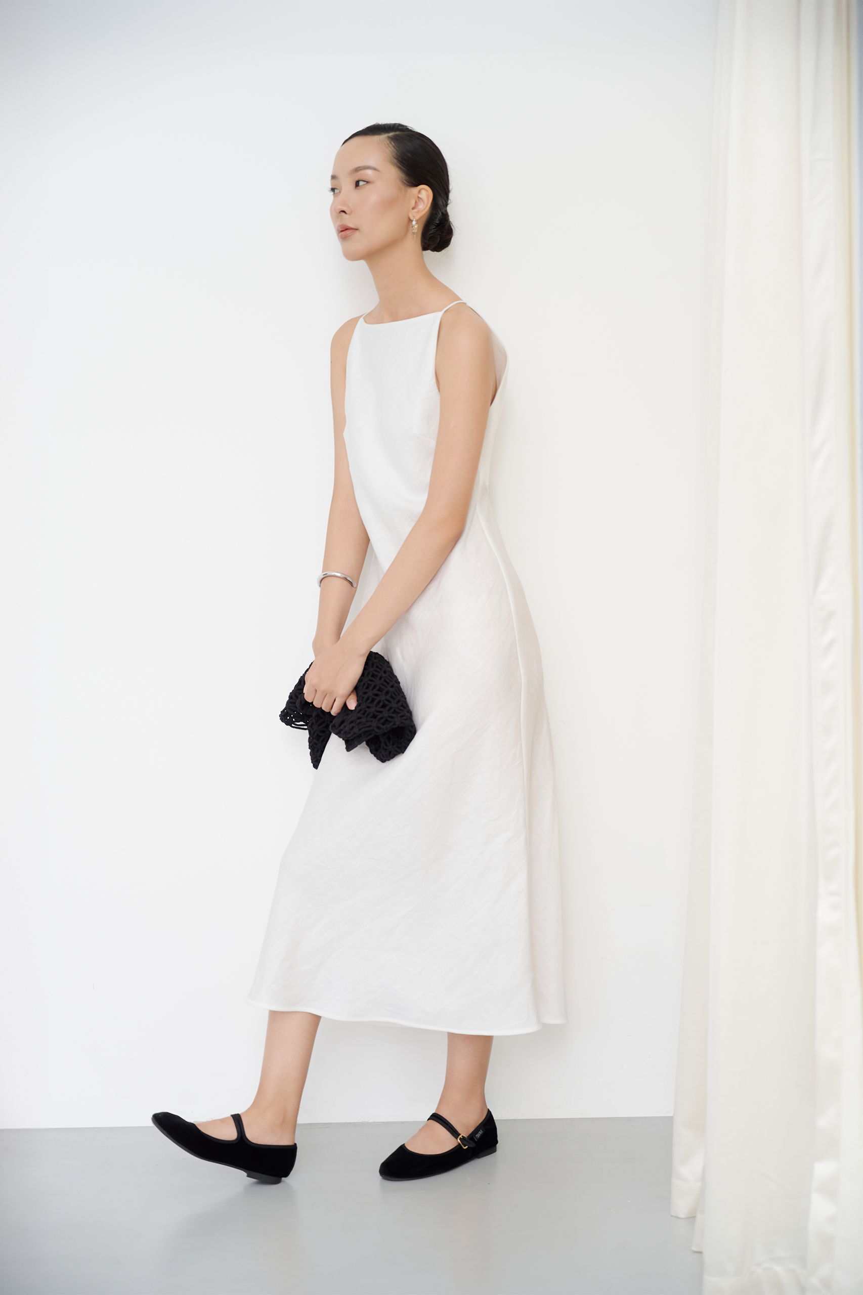 ELLIE LINEN MIDI DRESS - White