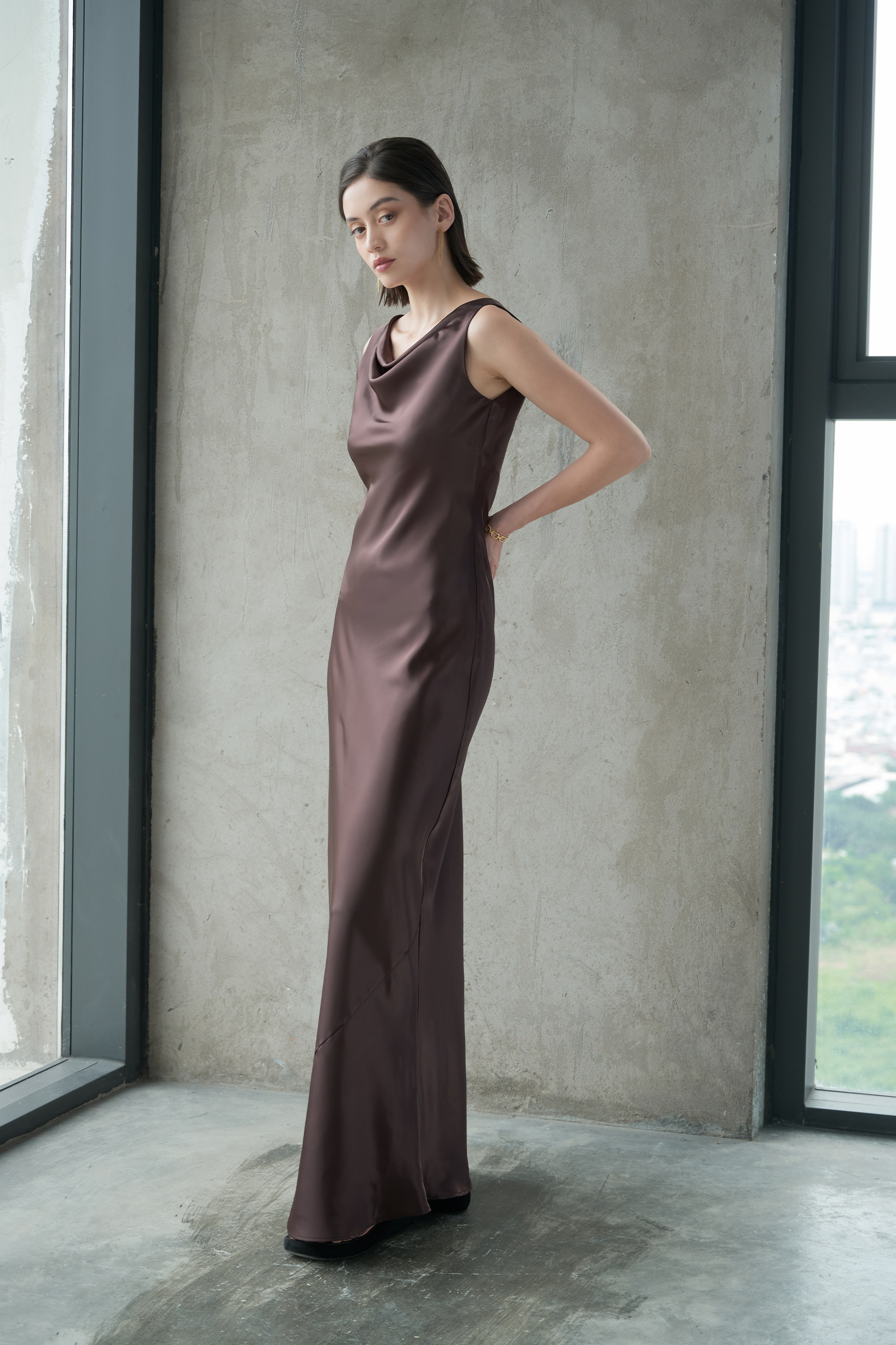 ANNE LADY GOWN - CHOCOLATE