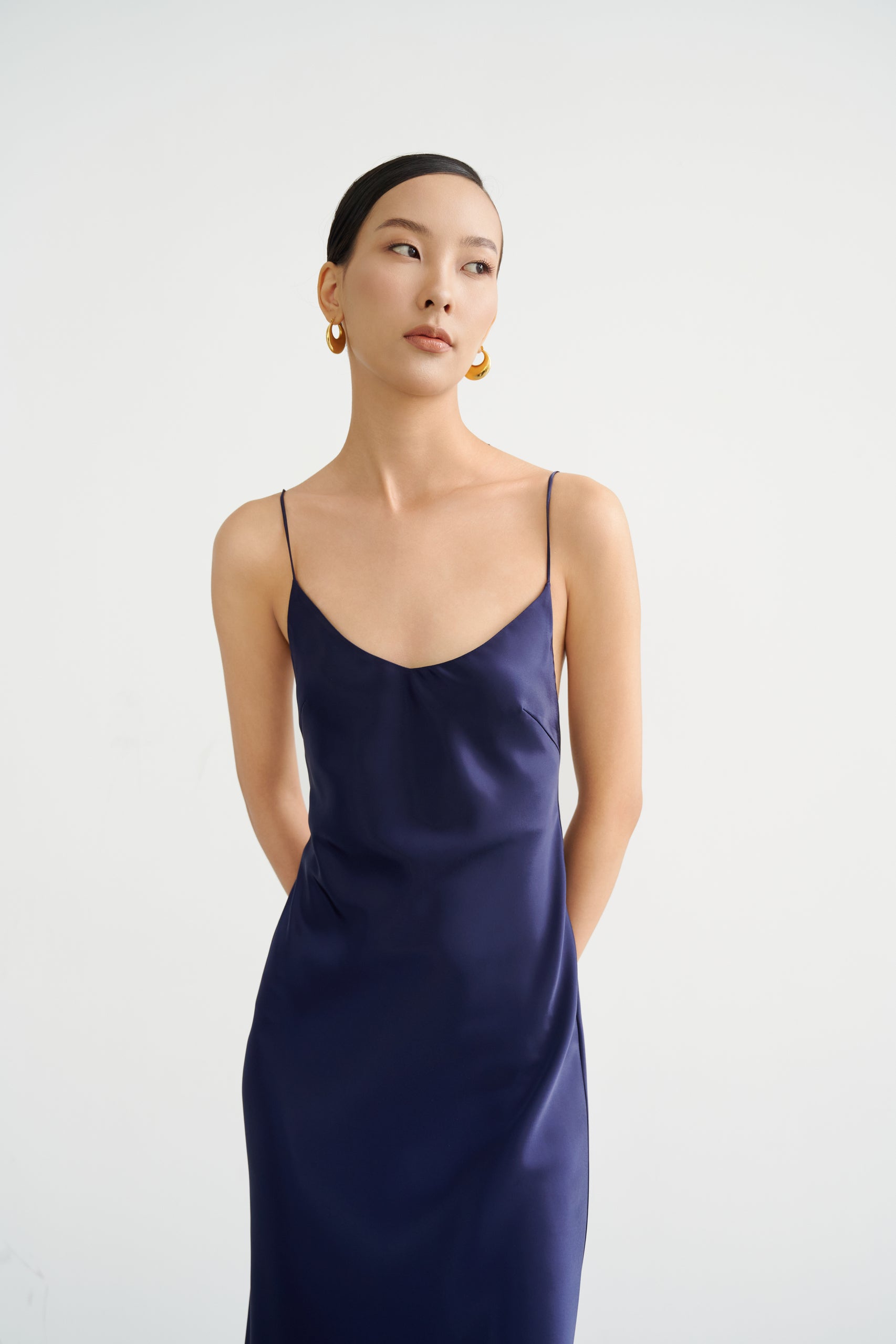 Evelyn Classic Gown - NAVY