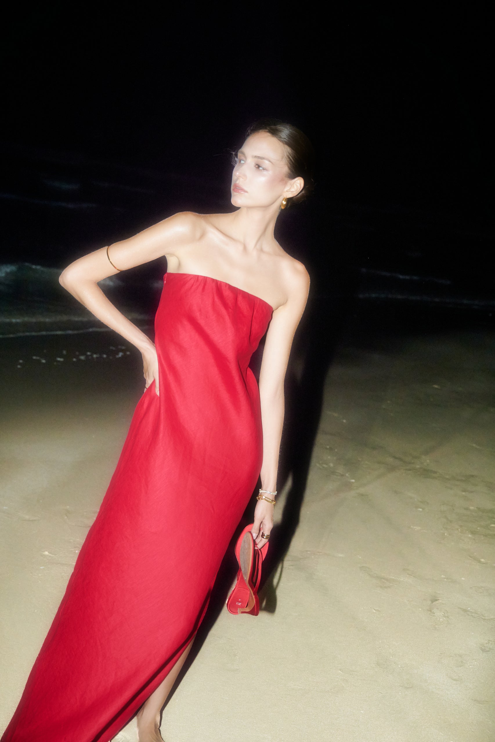 MIA STRAPLESS LINEN DRESS - RED