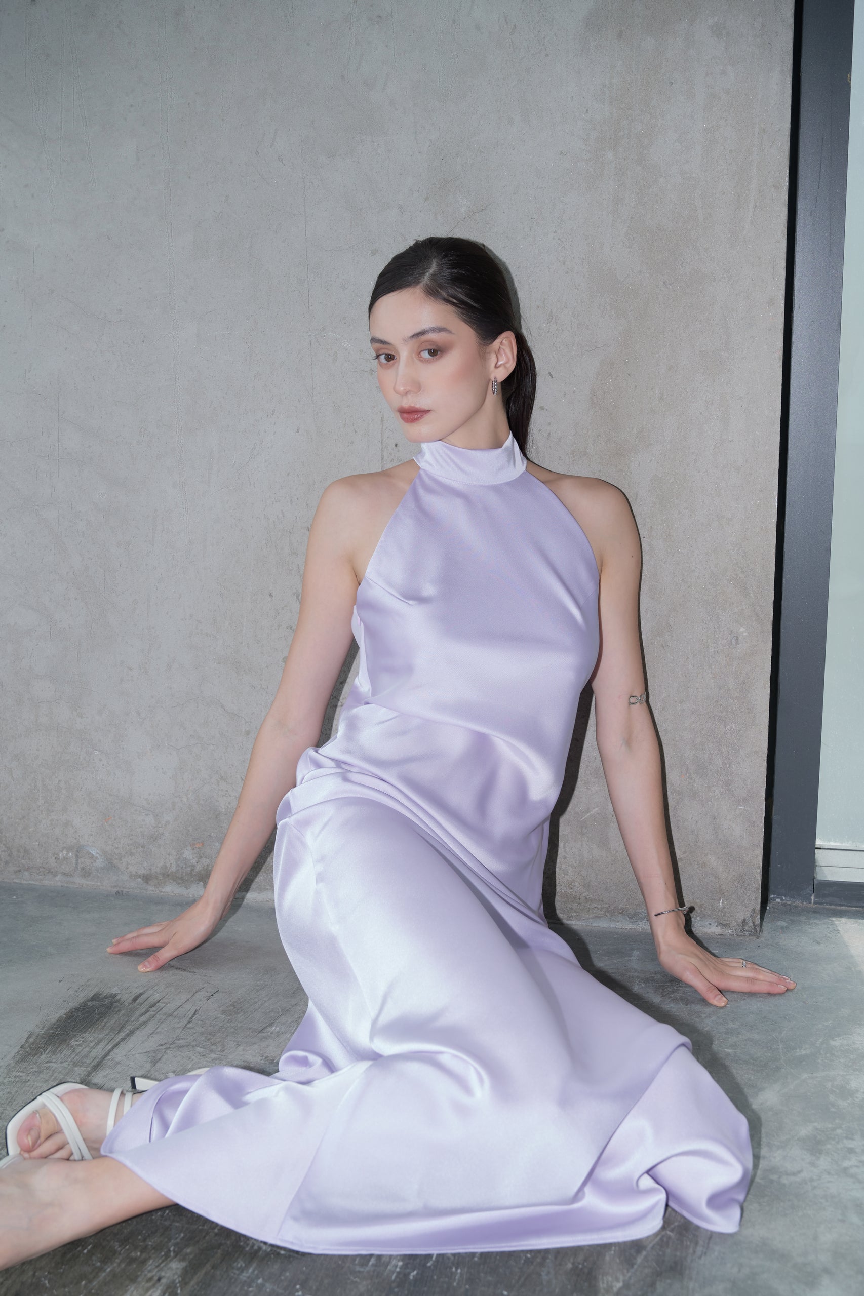 HALTERNECK OPEN-BACK SILK DRESS - LAVENDER