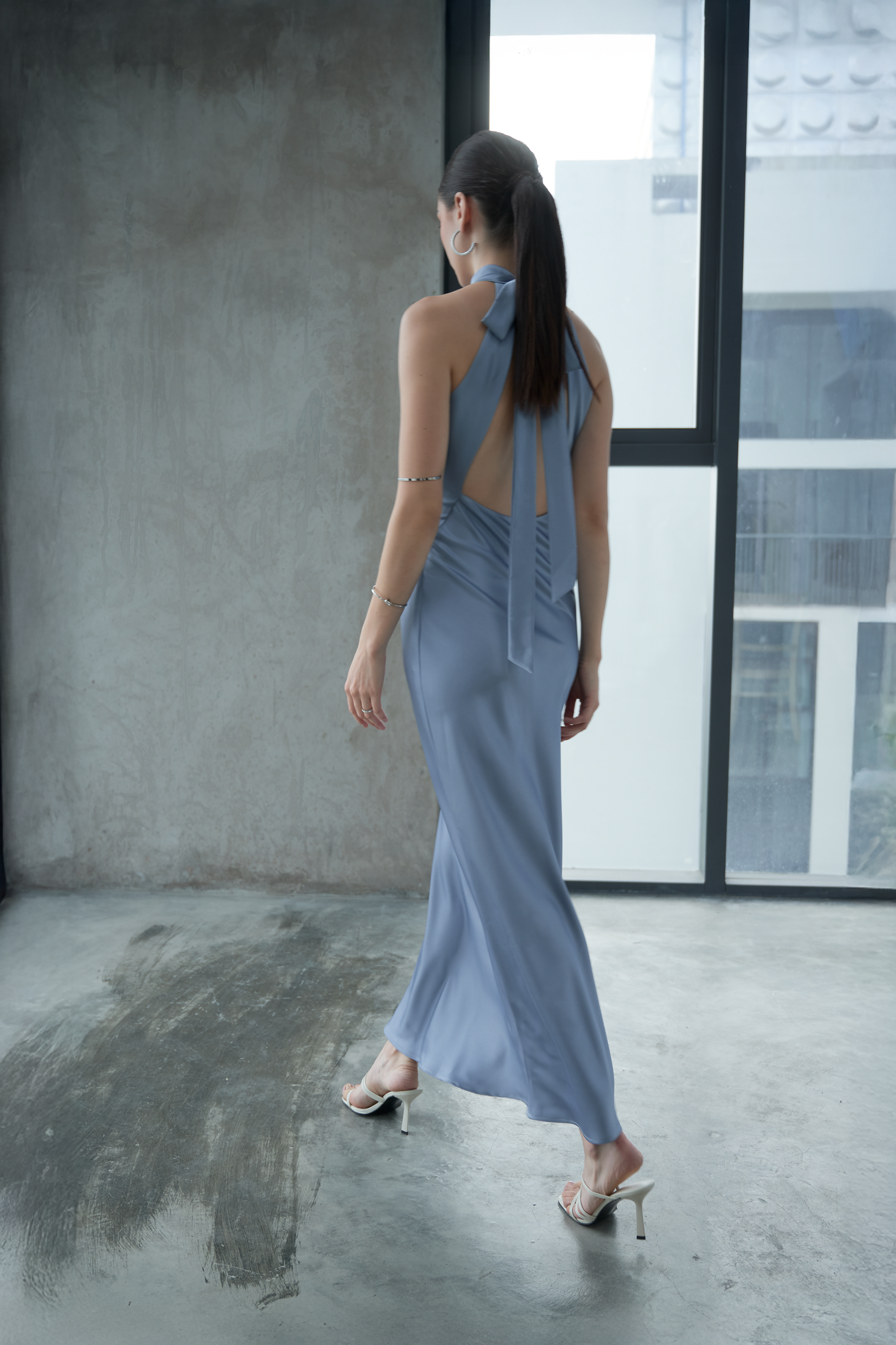 HALTERNECK OPEN-BACK SILK DRESS - BABY BLUE
