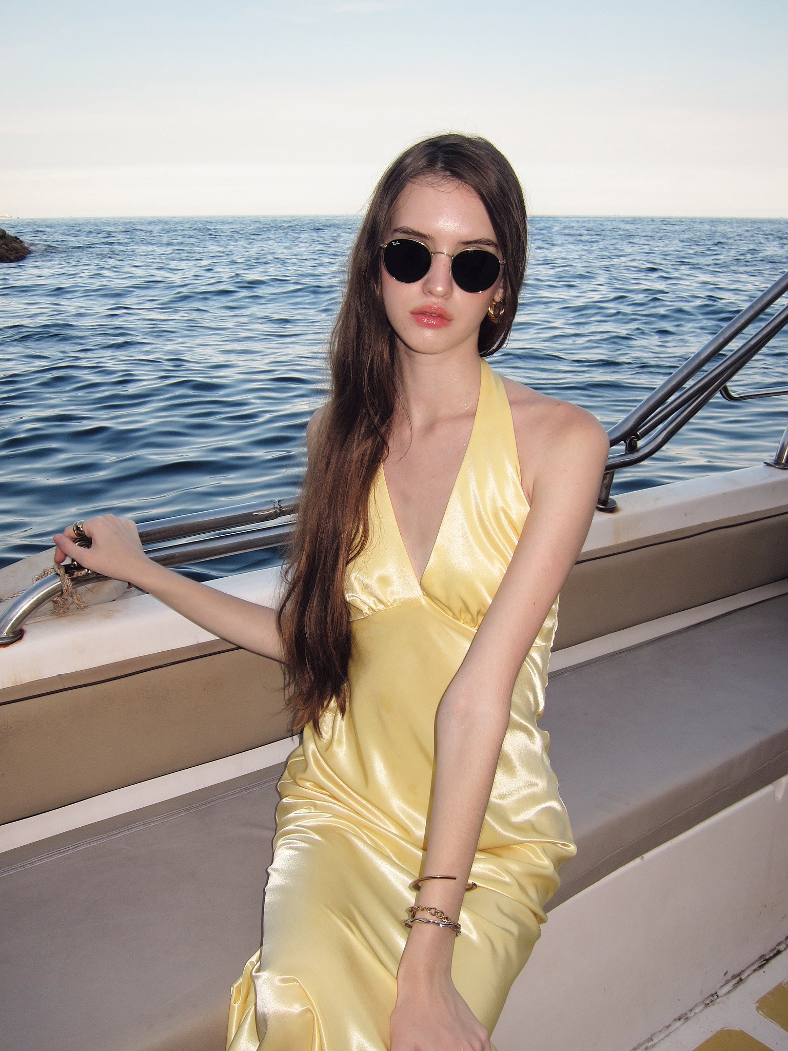 MADELYN V-NECK DRESS - DAFFODILS