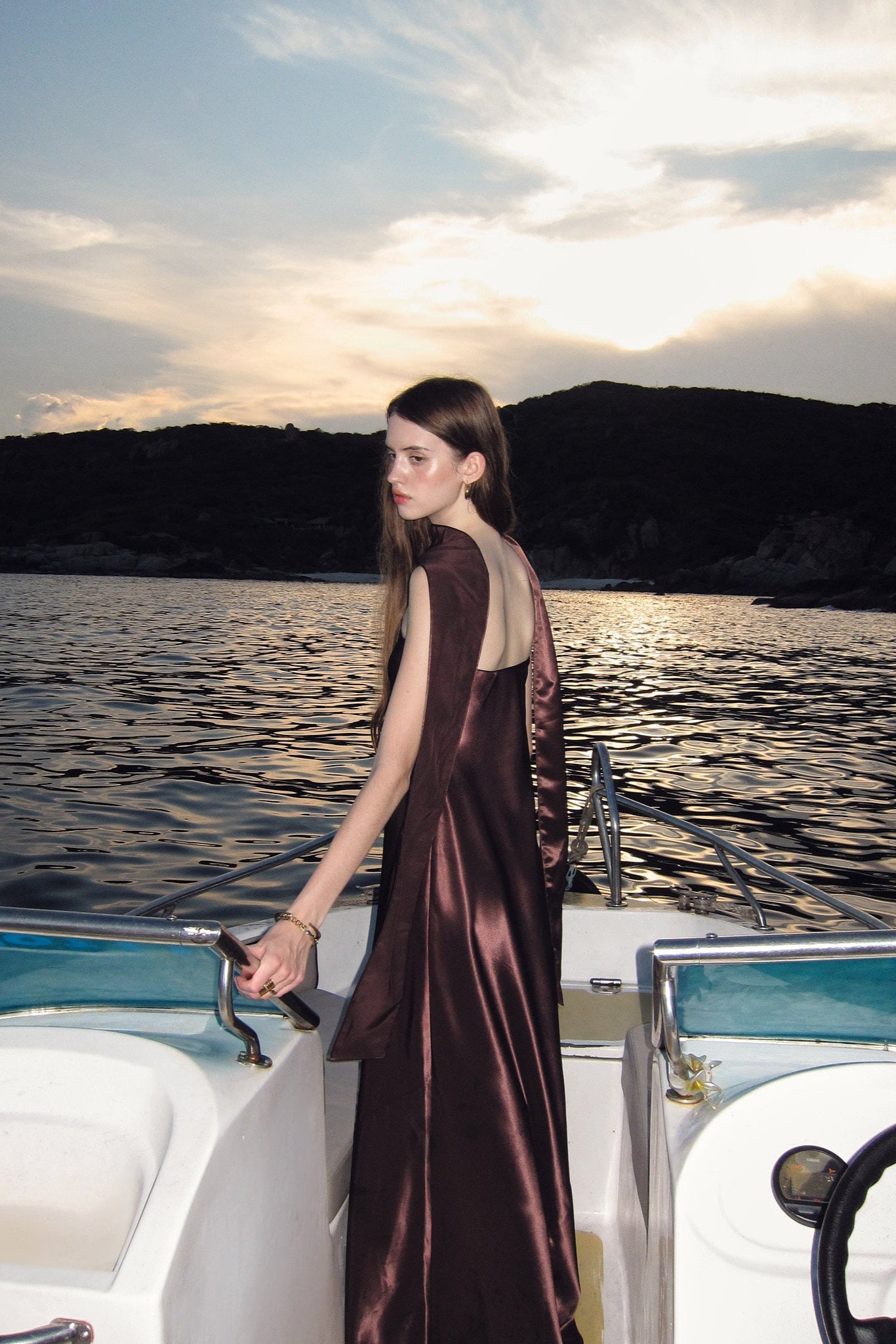NAOMI STRAPLESS GOWN - CHOCOLATE