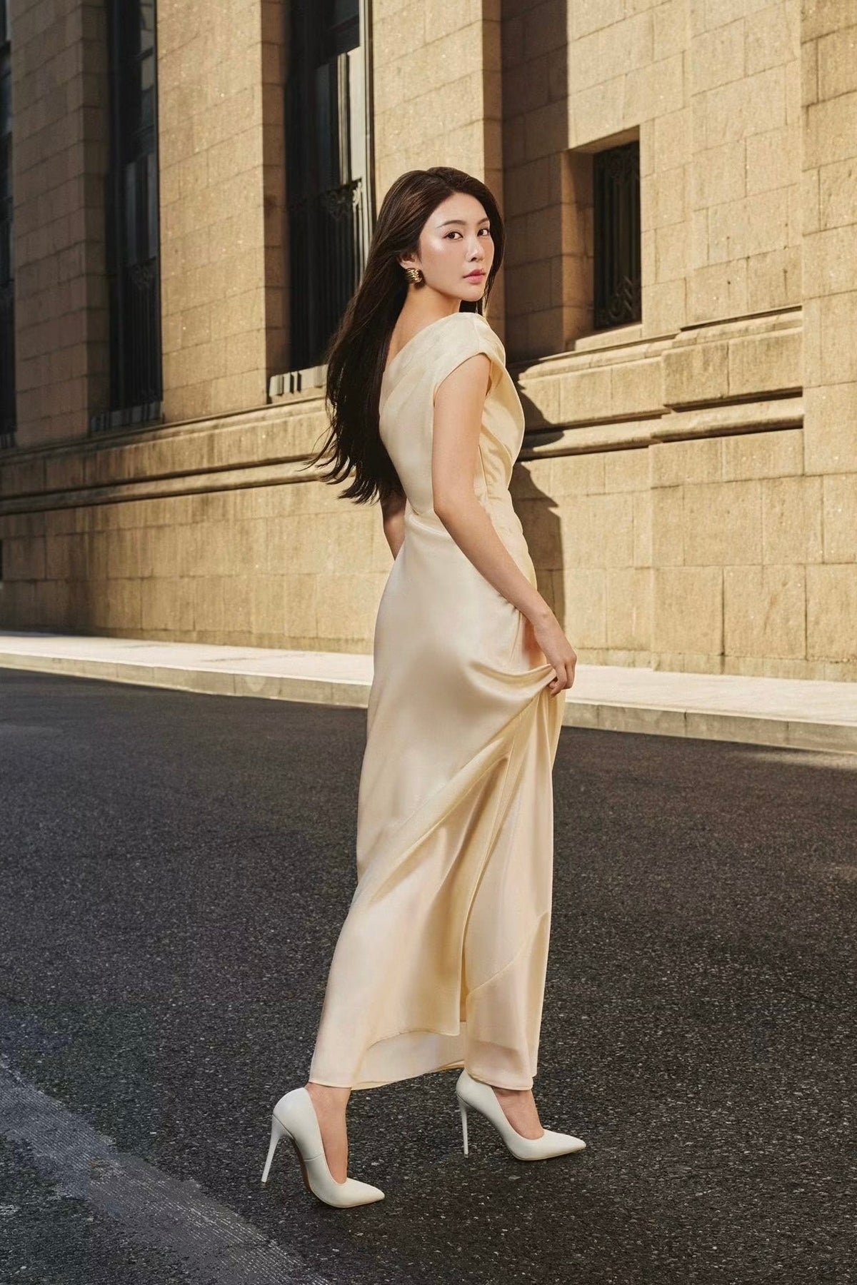 VIVIAN DRAPED SATIN GOWN - YELLOW SAPPHIRE