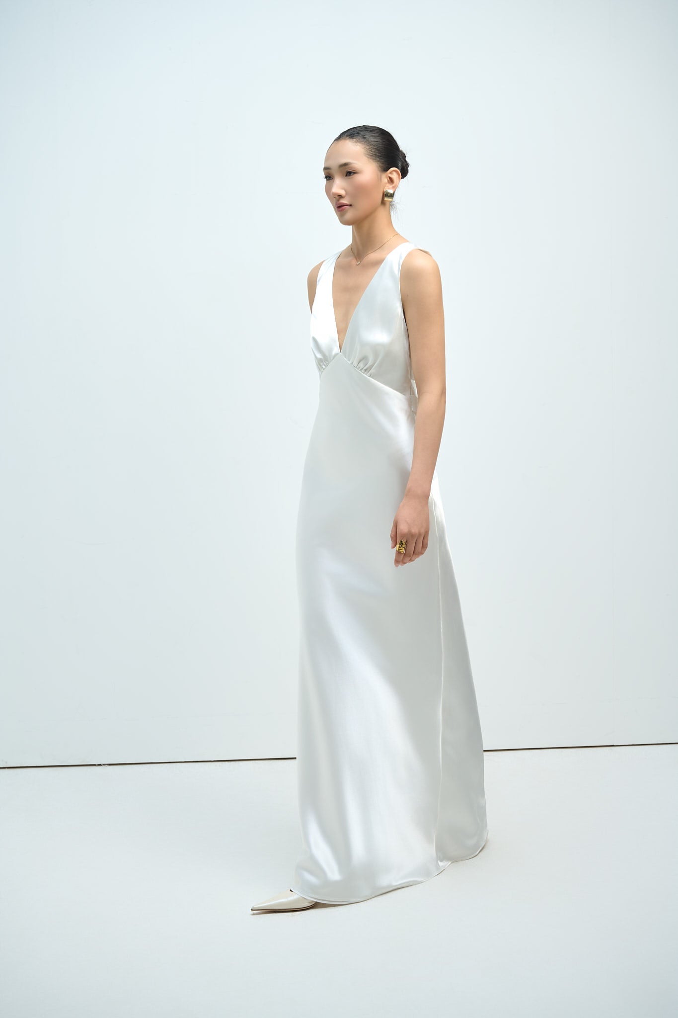 MAISIE SATIN GOWN - WHITE
