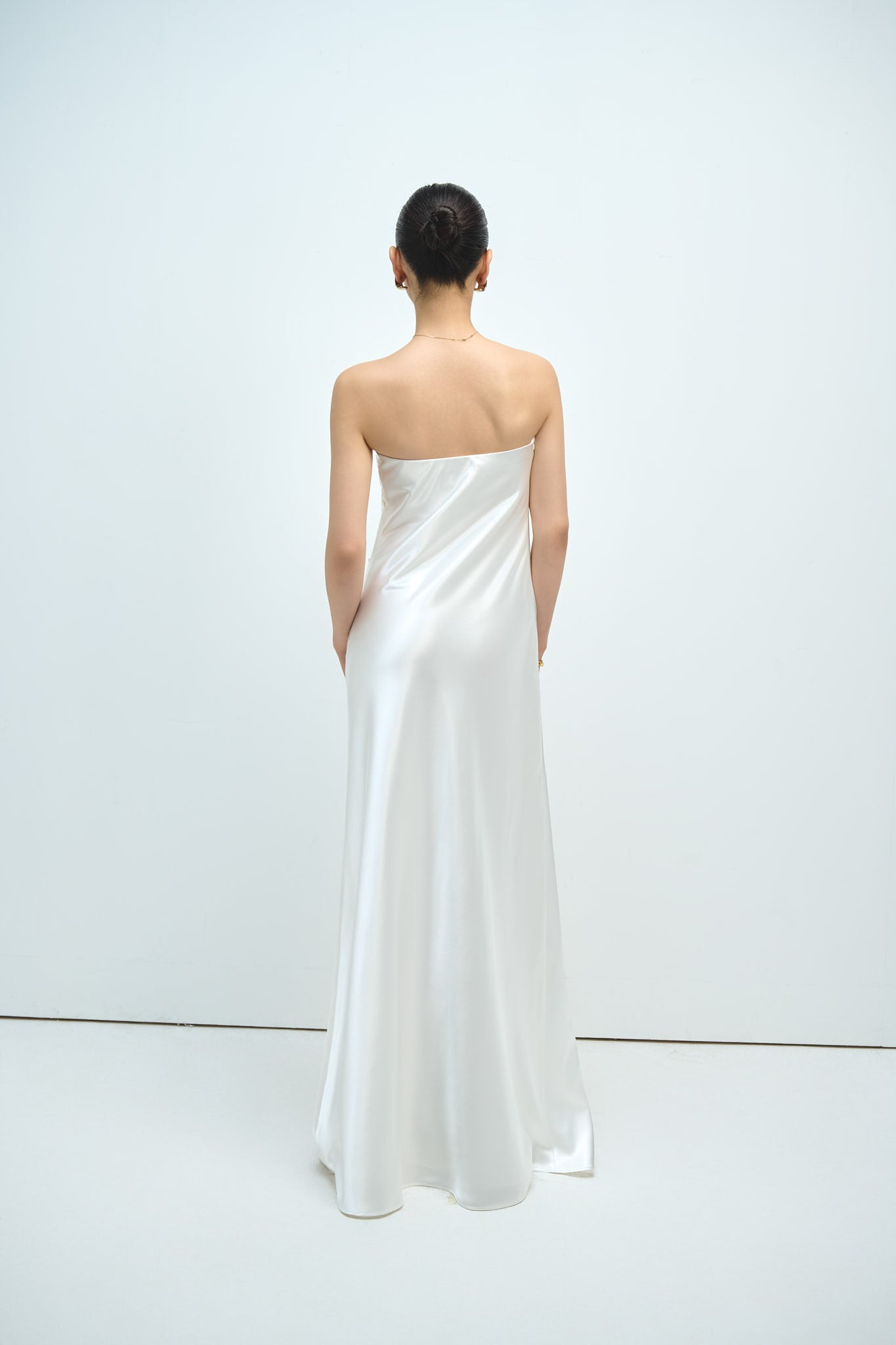 CHARLOTTE STRAPLESS DRAPED GOWN - WHITE (INCLUDING SCARF)