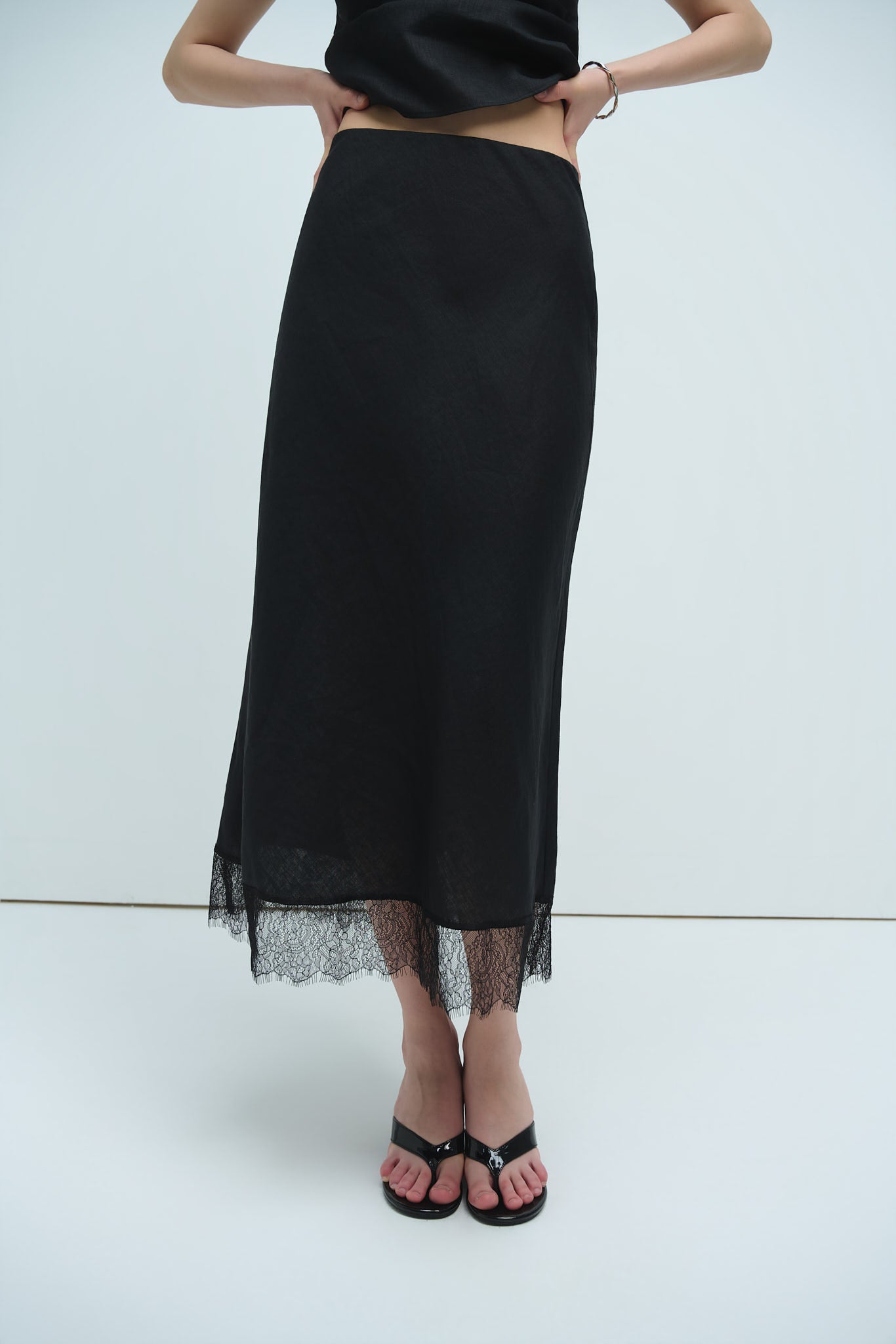 LACE LINEN MIDI SKIRT - BLACK