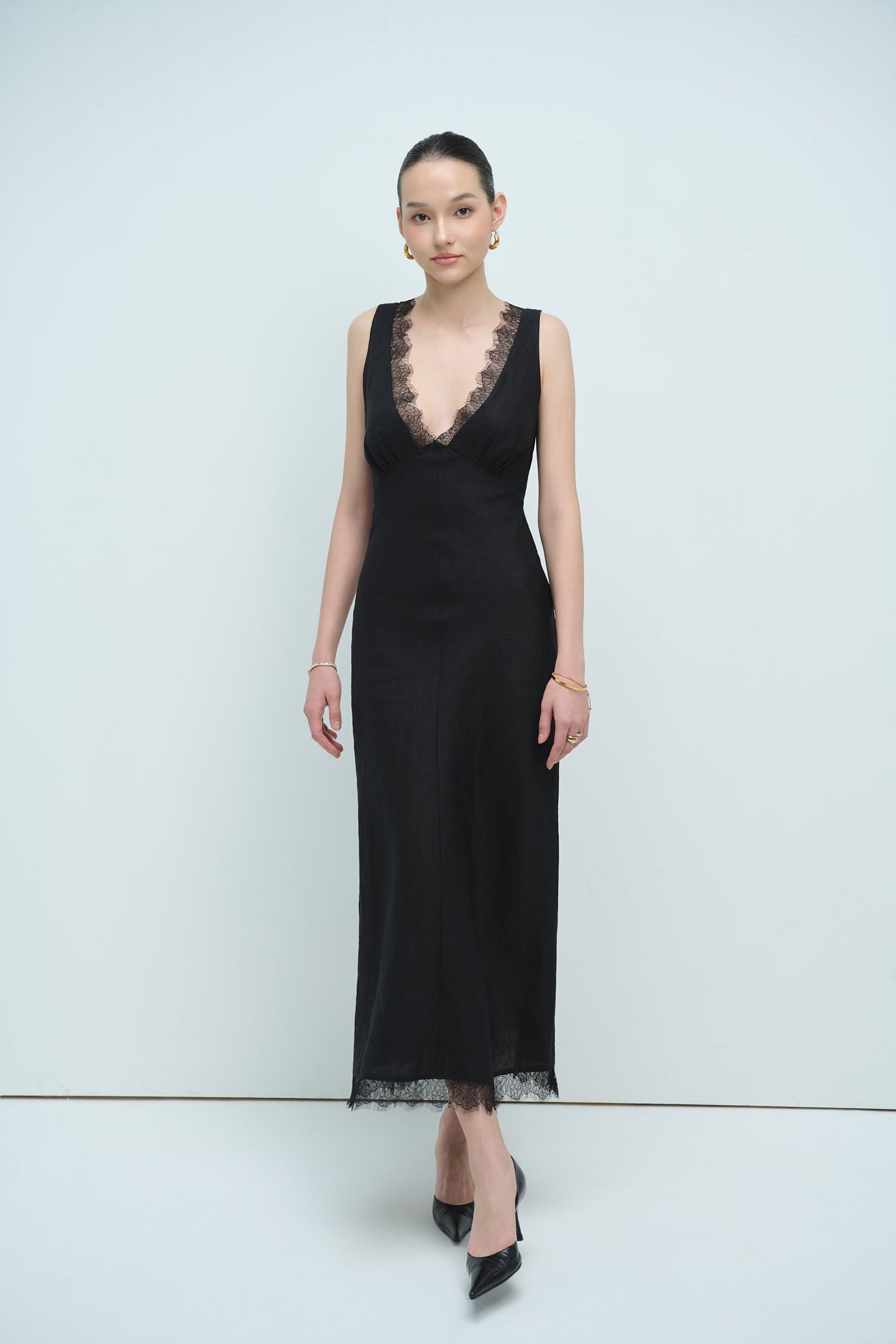 MAISIE LACE LINEN DRESS - BLACK