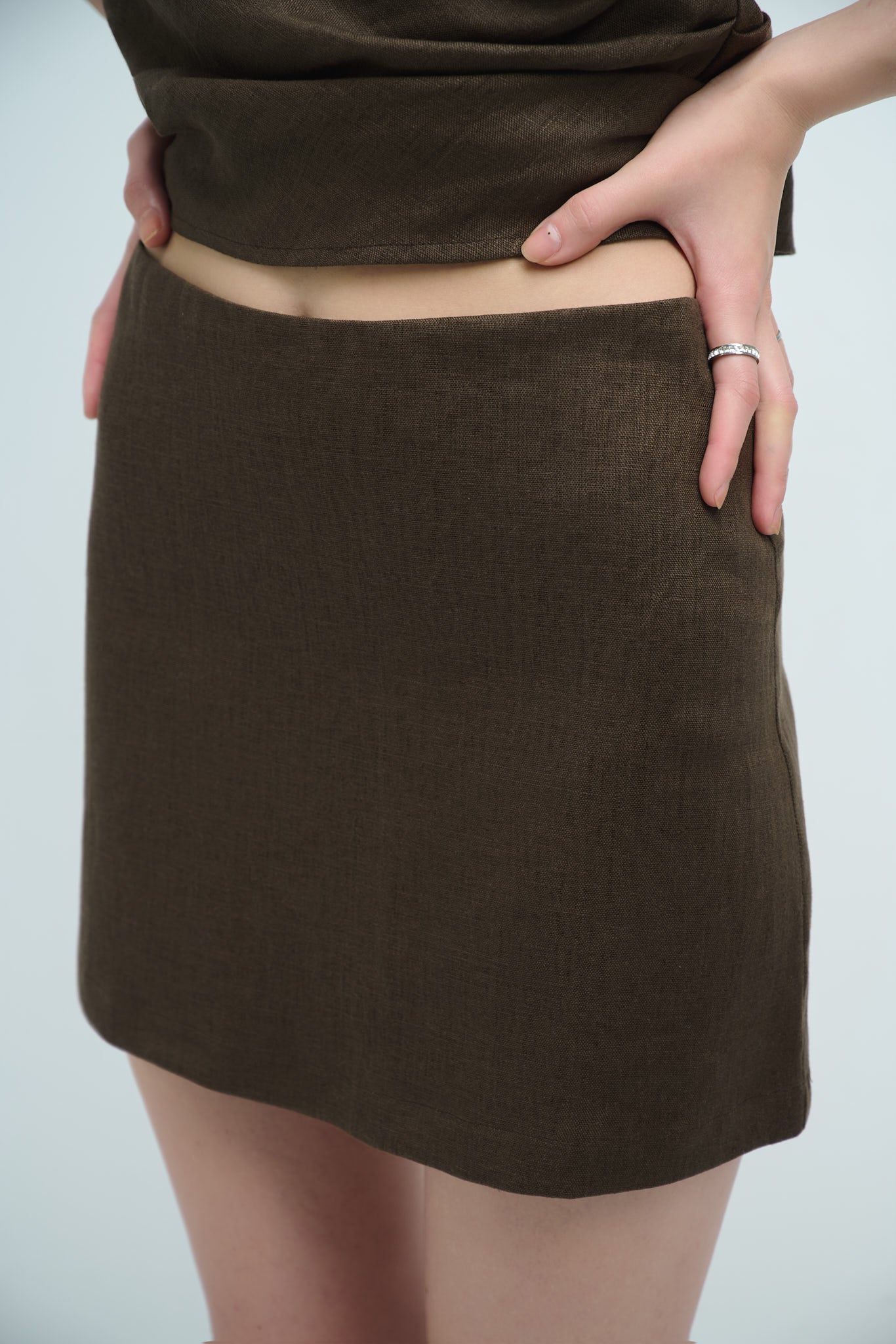 MINI LINEN SKIRT - BROWN