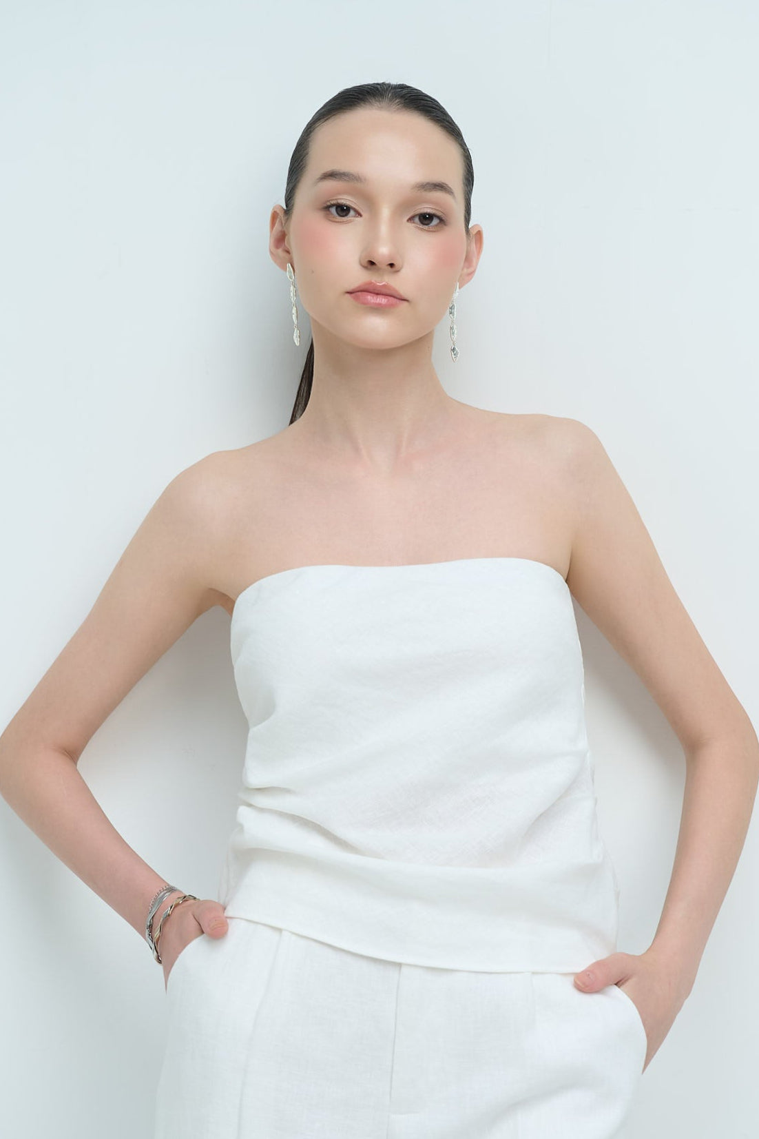 MIA STRAPLESS LINEN TOP - WHITE