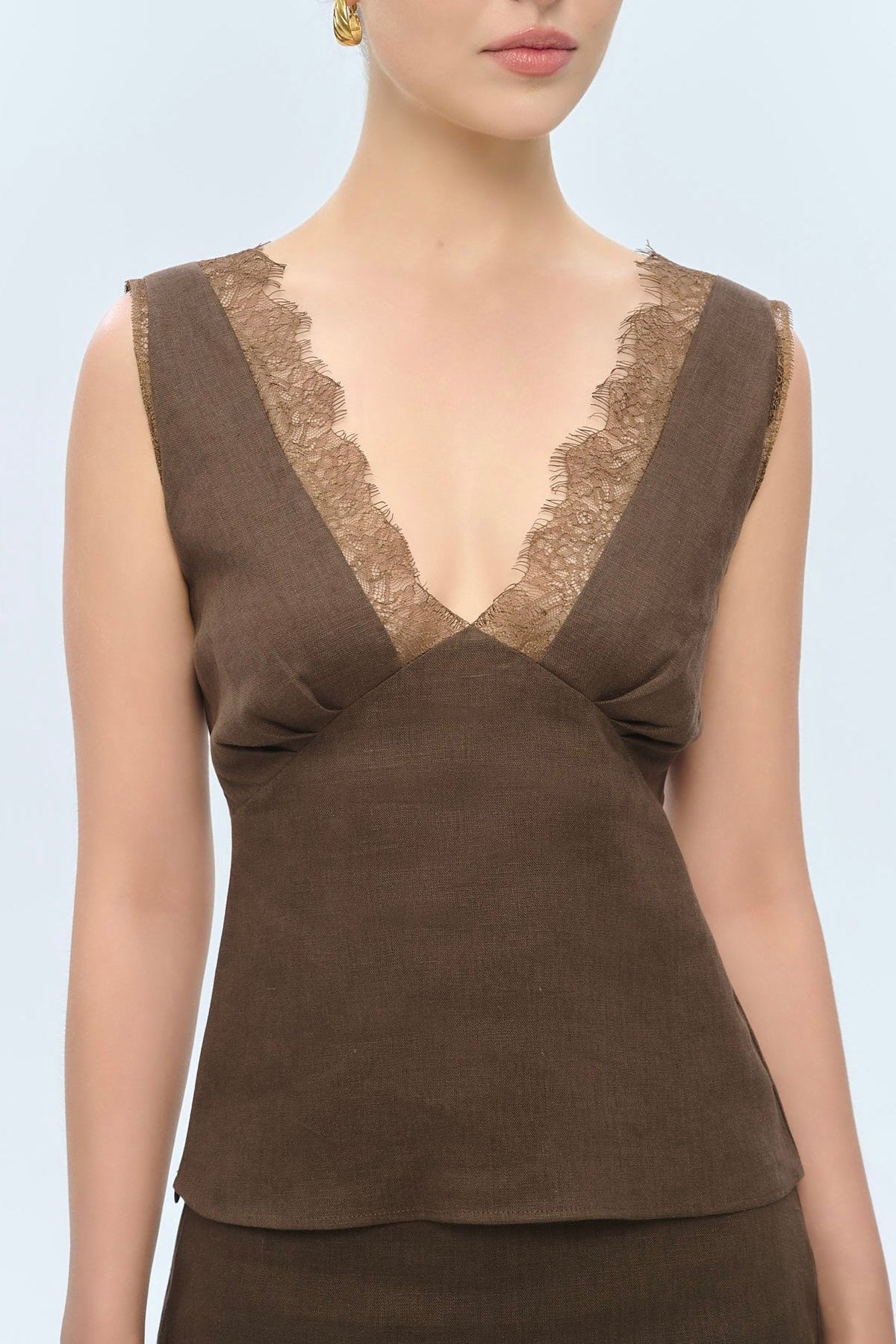 MAISIE LACE LINEN TOP - BROWN