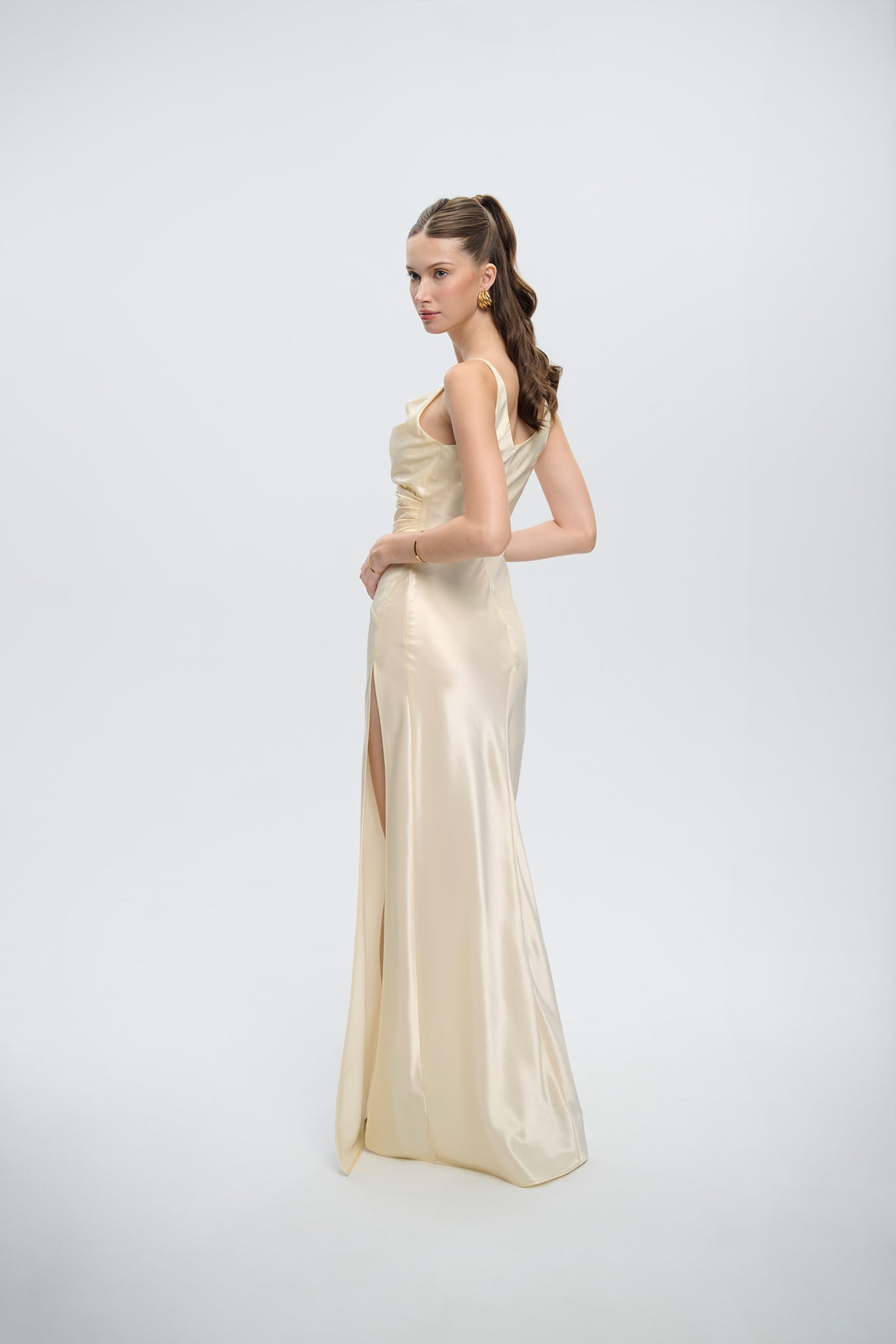 FAIR LADY SATIN GOWN - Cream Pearl