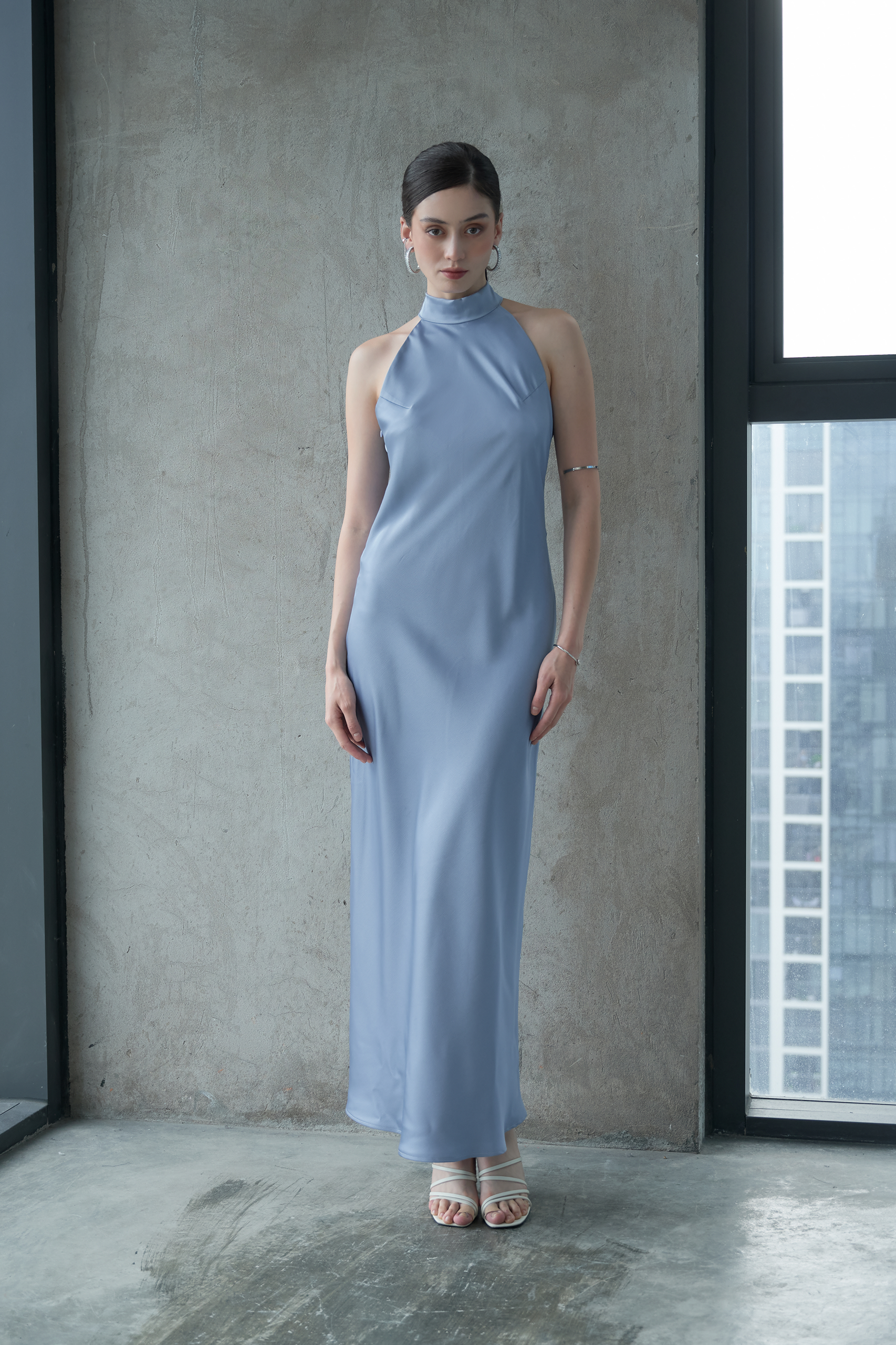 HALTERNECK OPEN-BACK SILK DRESS - BABY BLUE