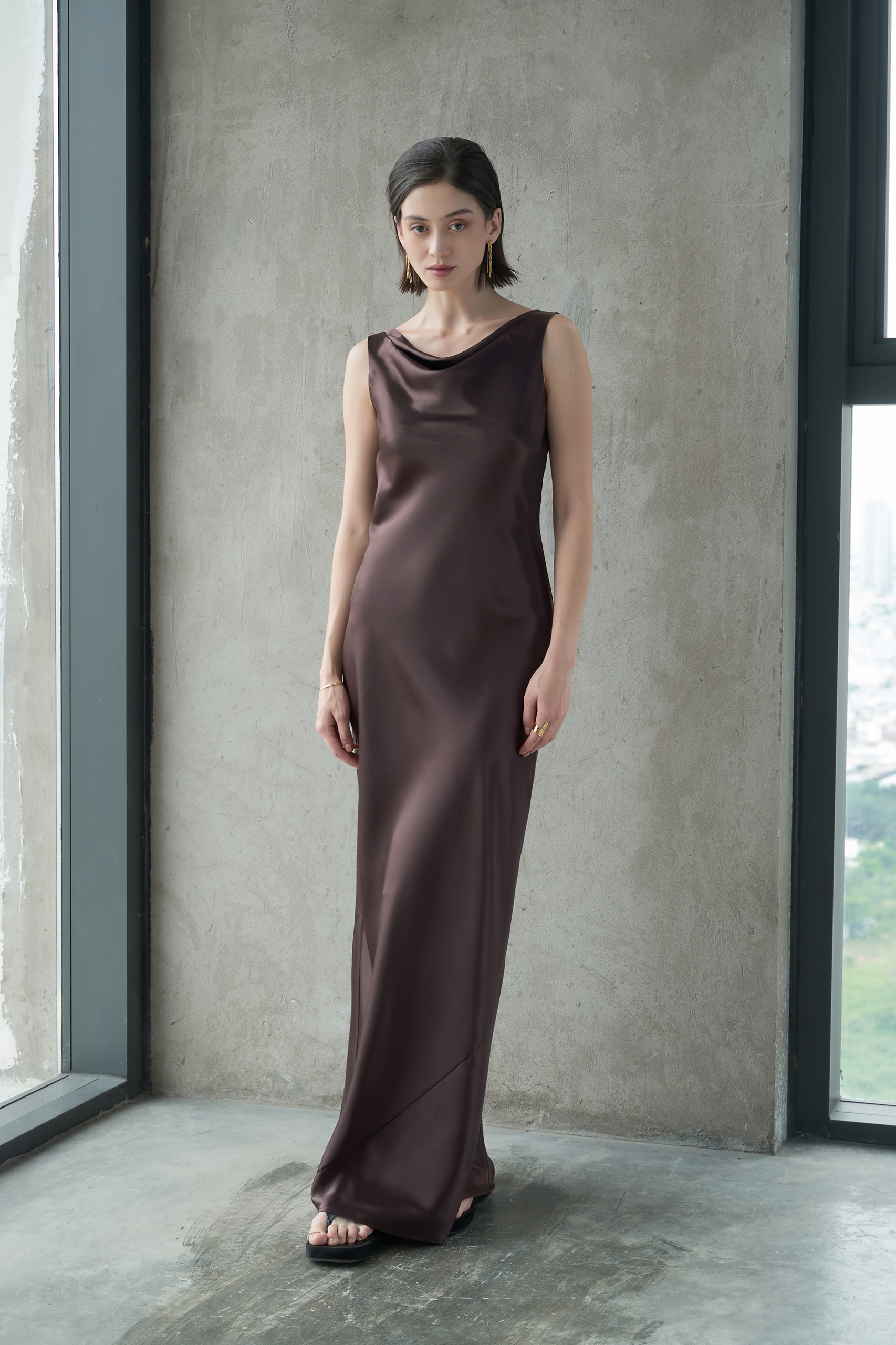 ANNE LADY GOWN - CHOCOLATE
