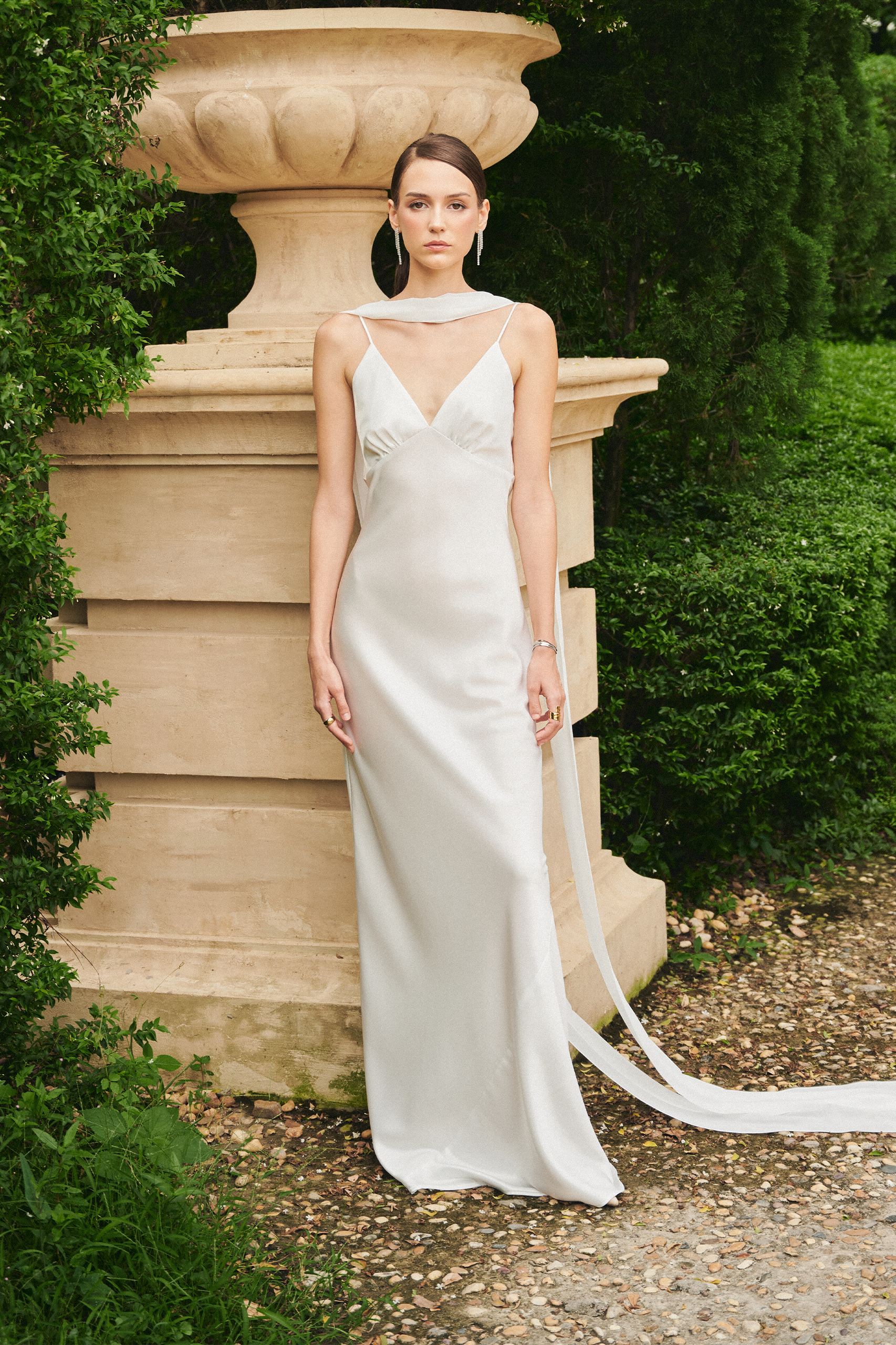 BRIDAL GOWN - White Pearl