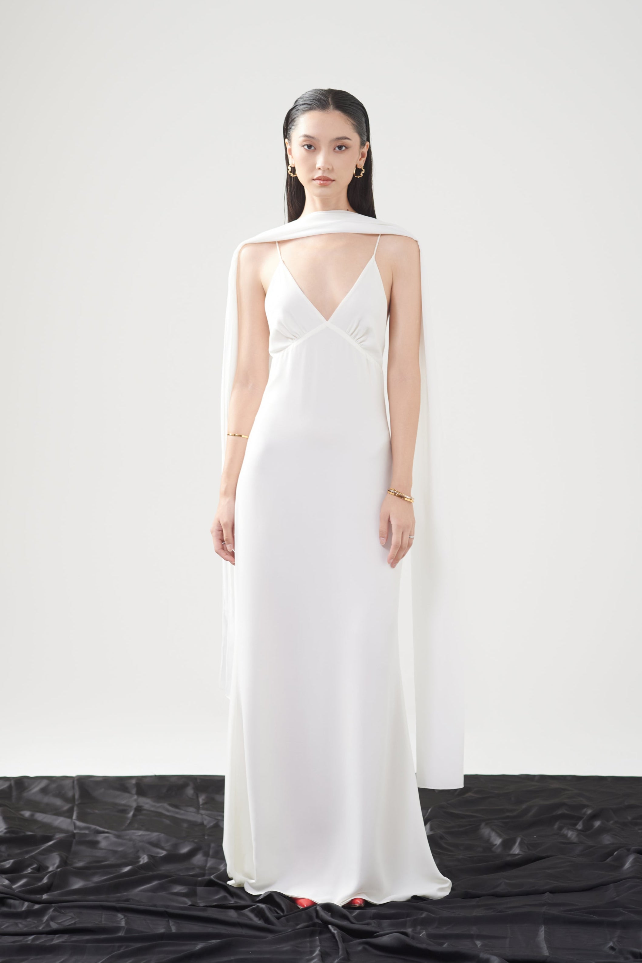 MAGGIE CHIFFON GOWN - White