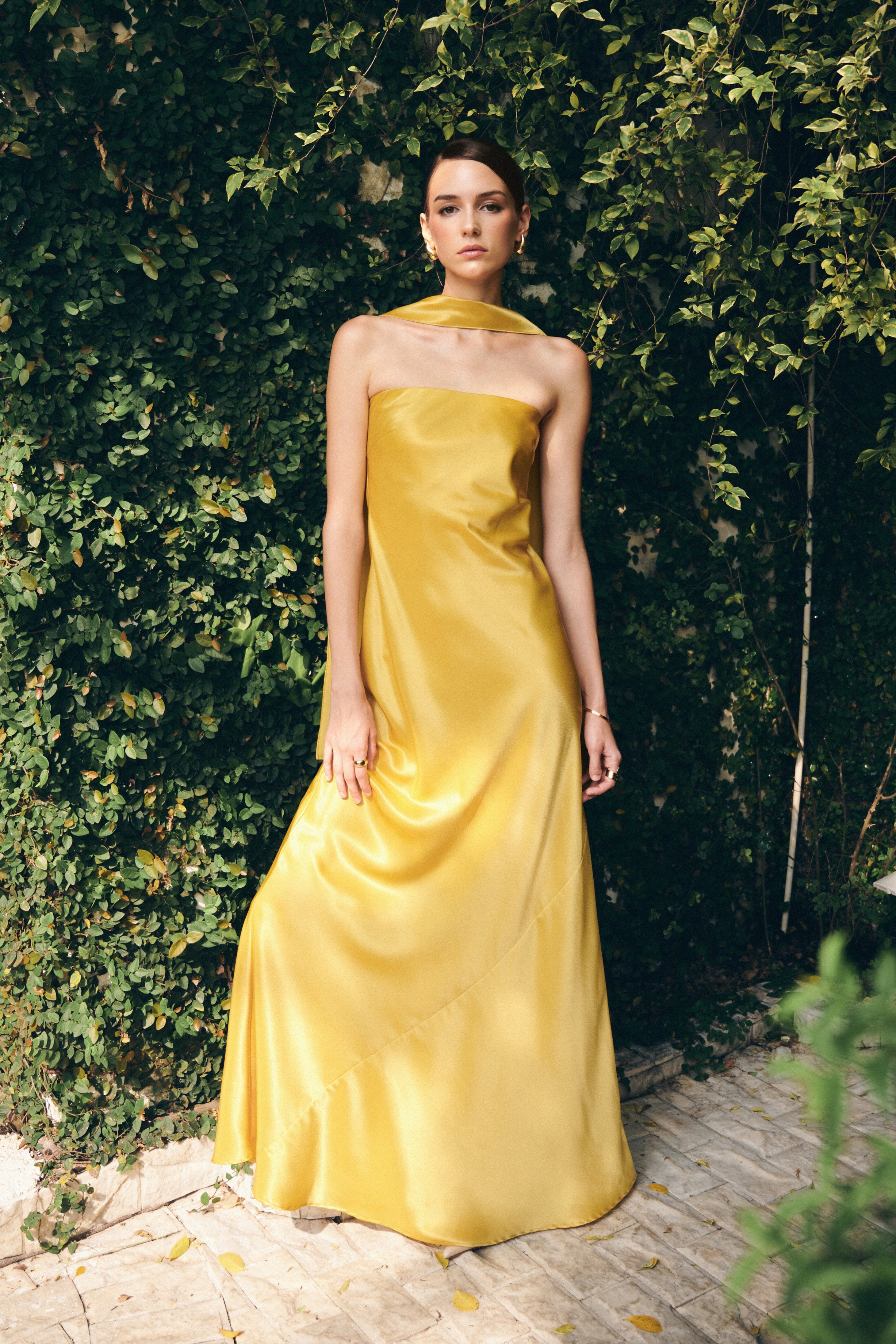 MIA STRAPLESS GOWN - AZALEA GOLD