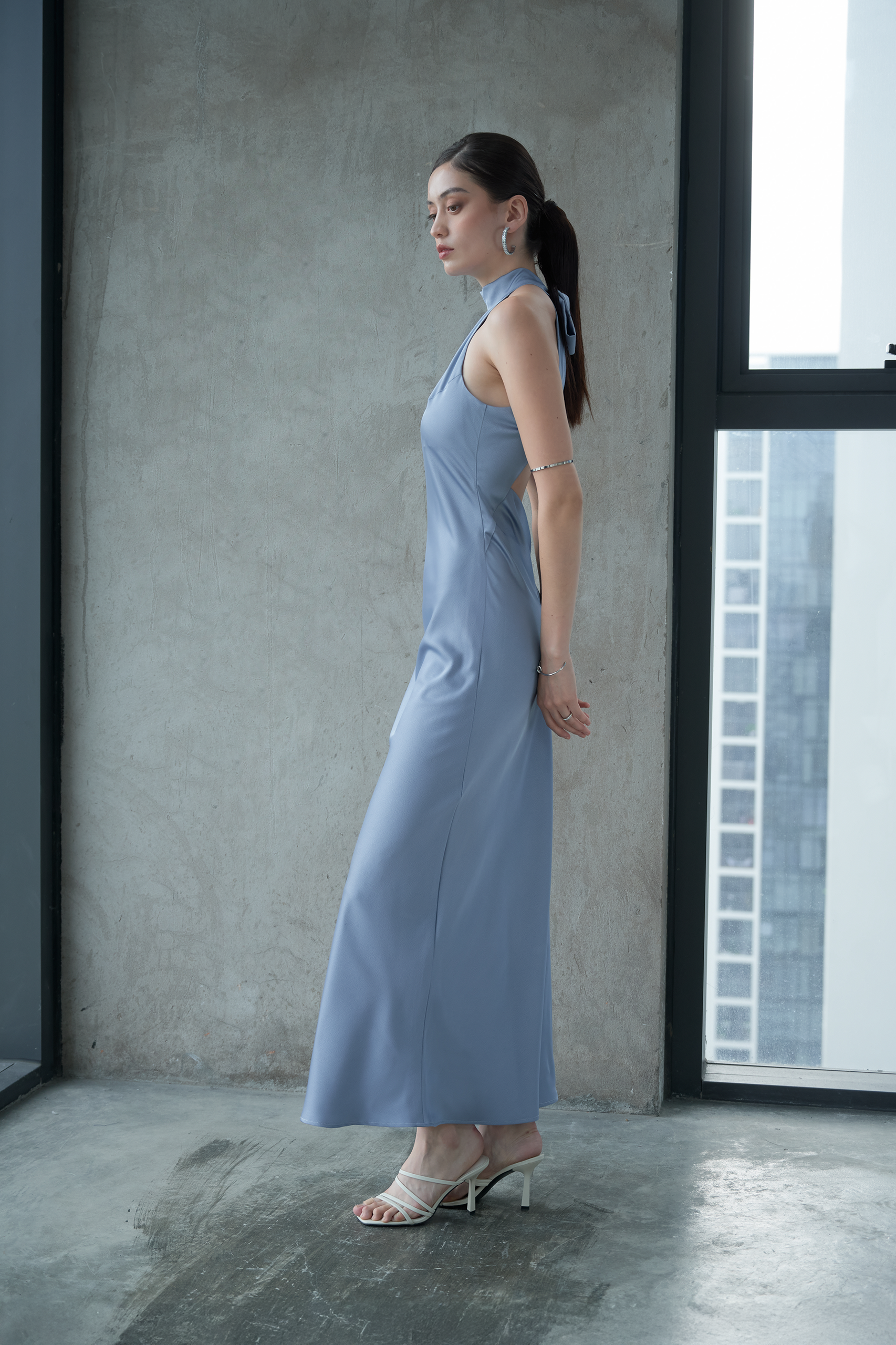 HALTERNECK OPEN-BACK SILK DRESS - BABY BLUE