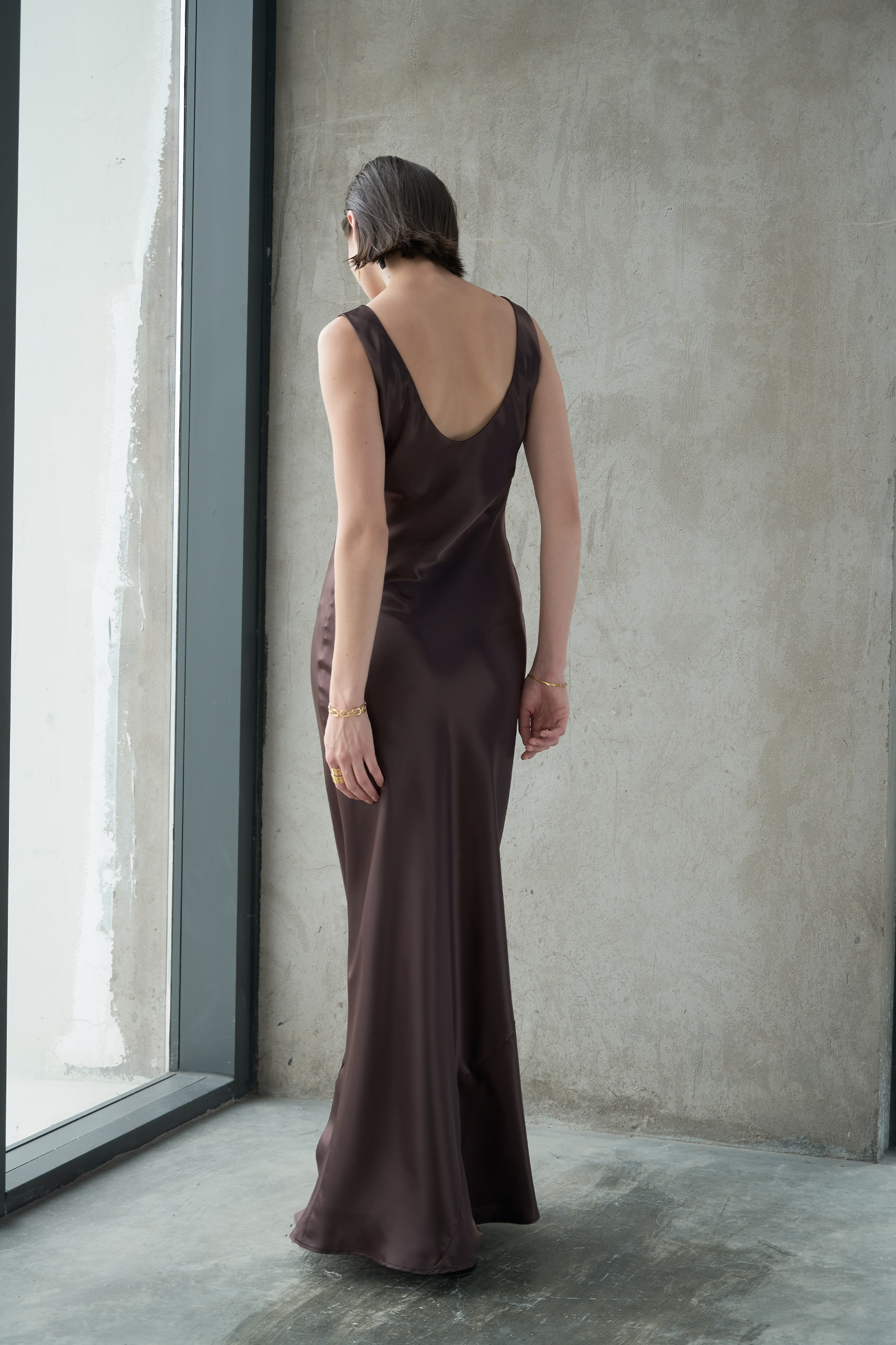 ANNE LADY GOWN - CHOCOLATE