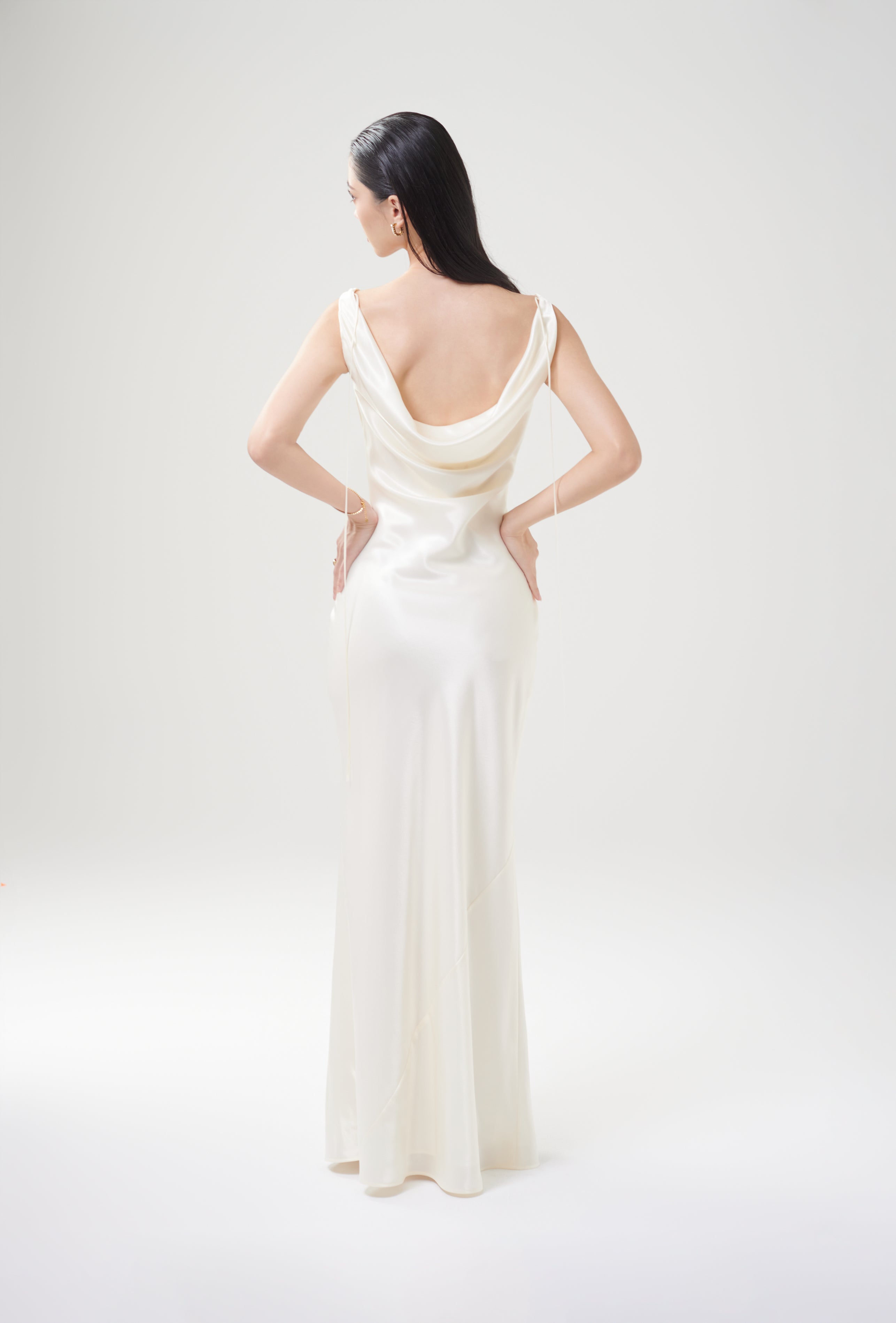 MY LADY SATIN GOWN - Cream