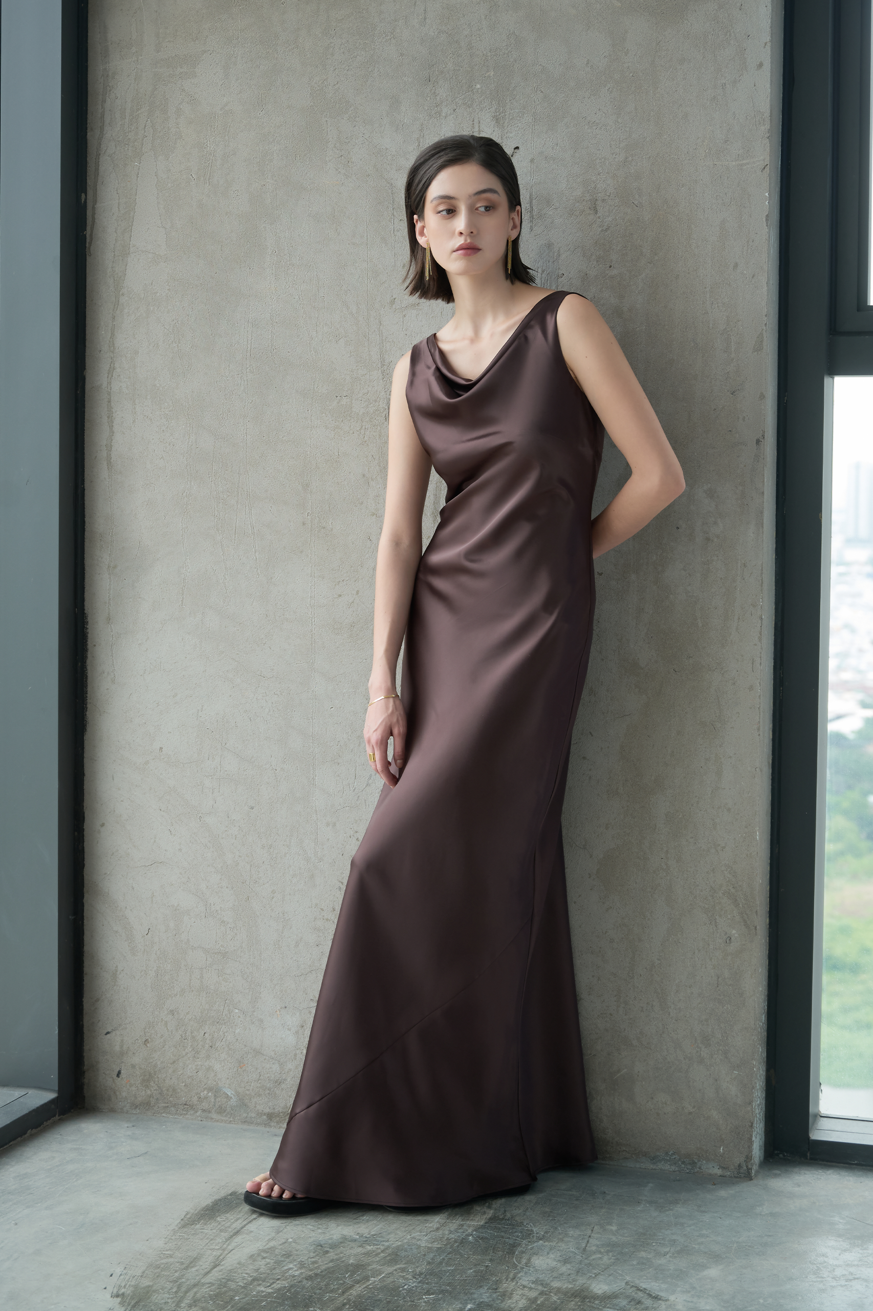 ANNE LADY GOWN - CHOCOLATE