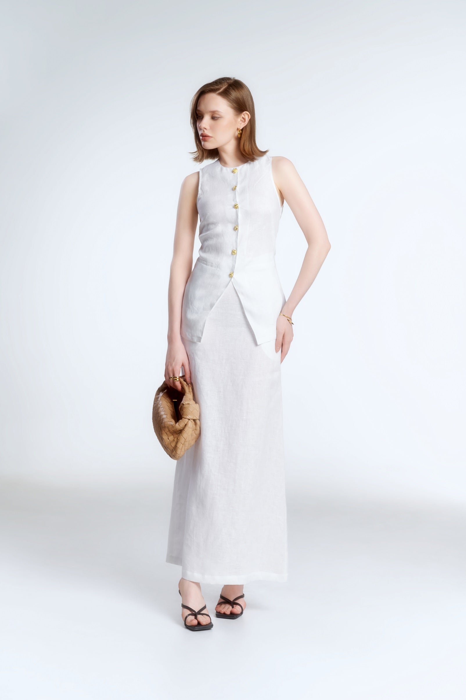 GOLDEN BUTTON LINEN BLOUSE - WHITE