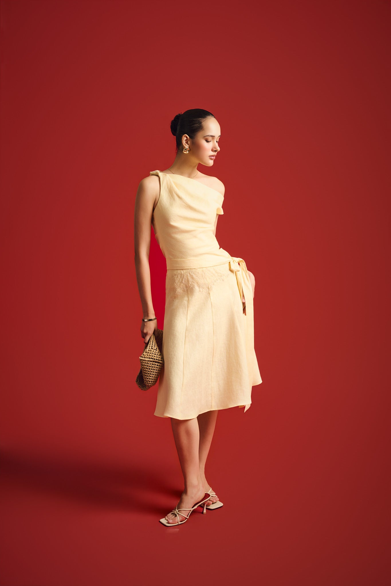 KNOT VIVIAN LINEN TOP - BUTTER YELLOW