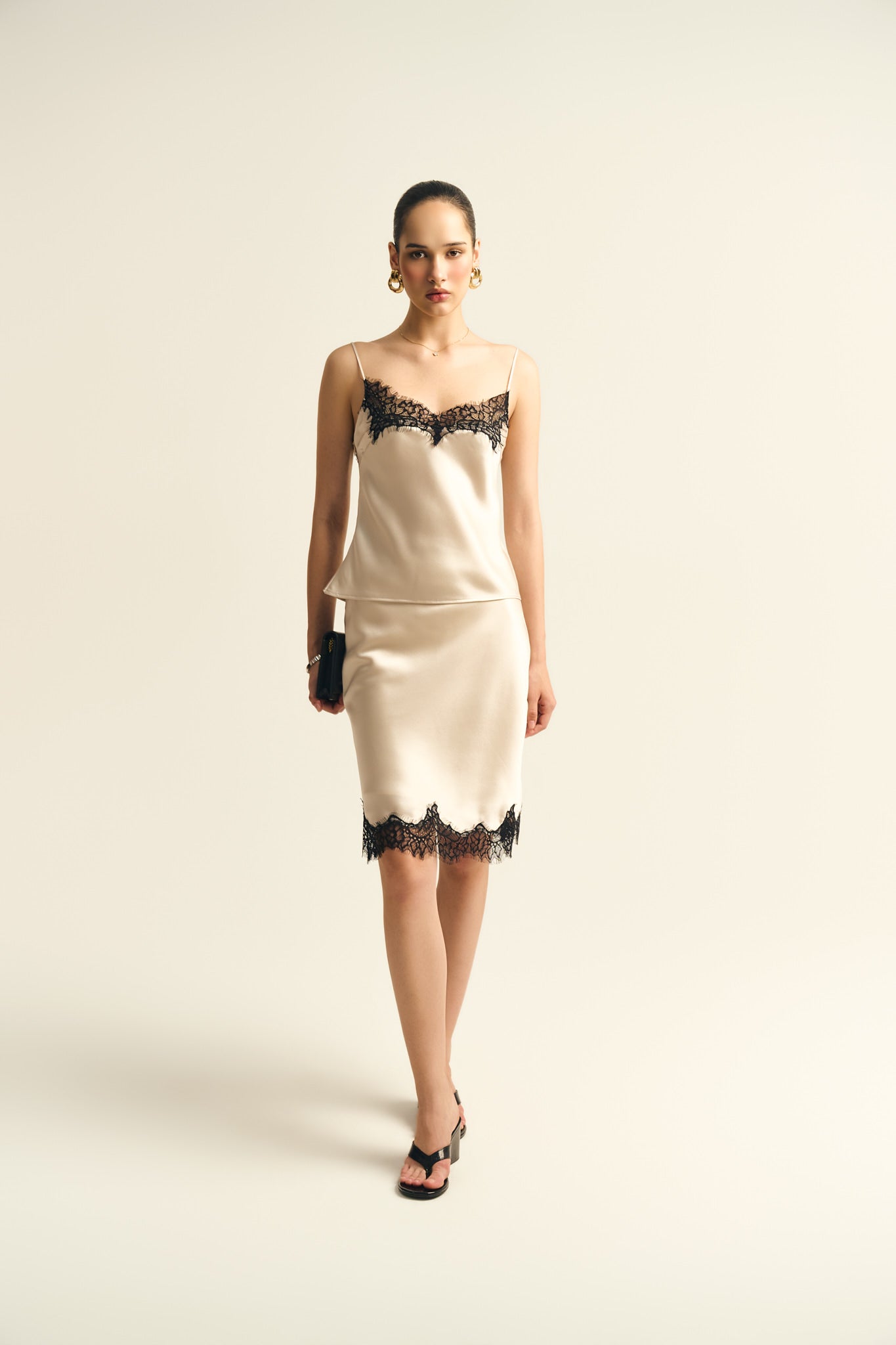 BELLE LACE SATIN TOP - BEIGE