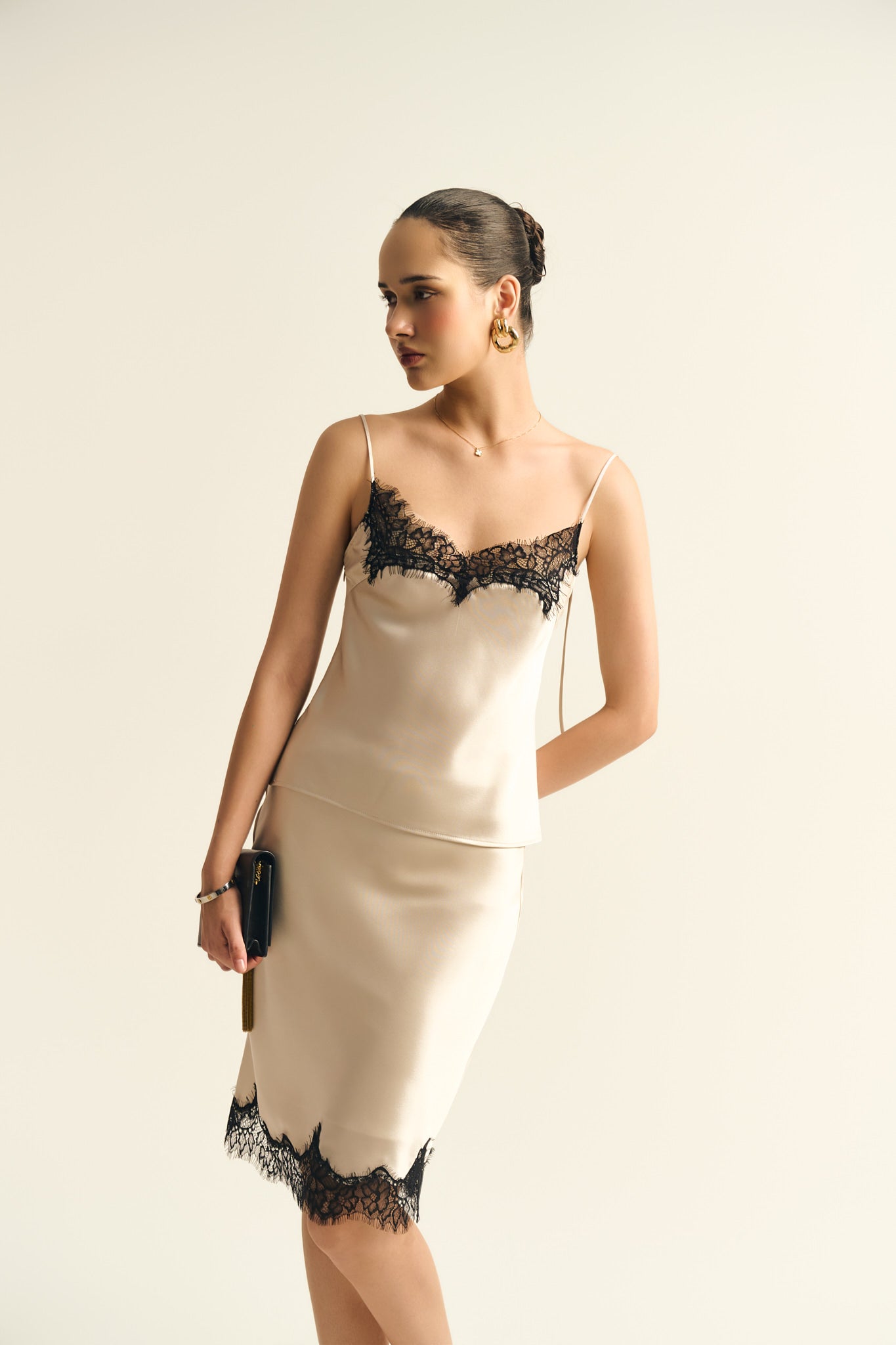 BELLE LACE SATIN TOP - BEIGE