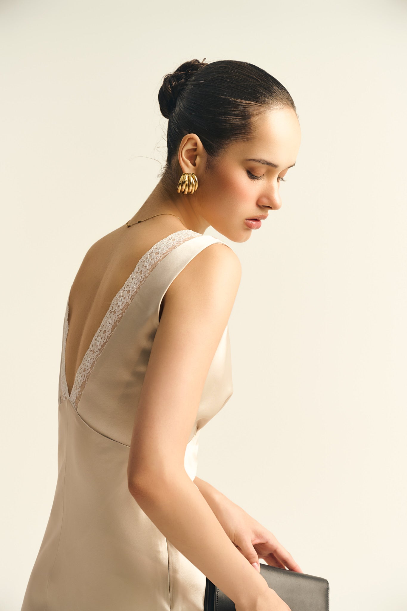 MAISIE LACE SATIN DRESS - BEIGE
