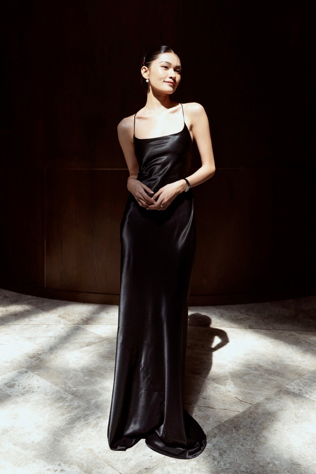 AMBER BACK-TIE GOWN - BLACK