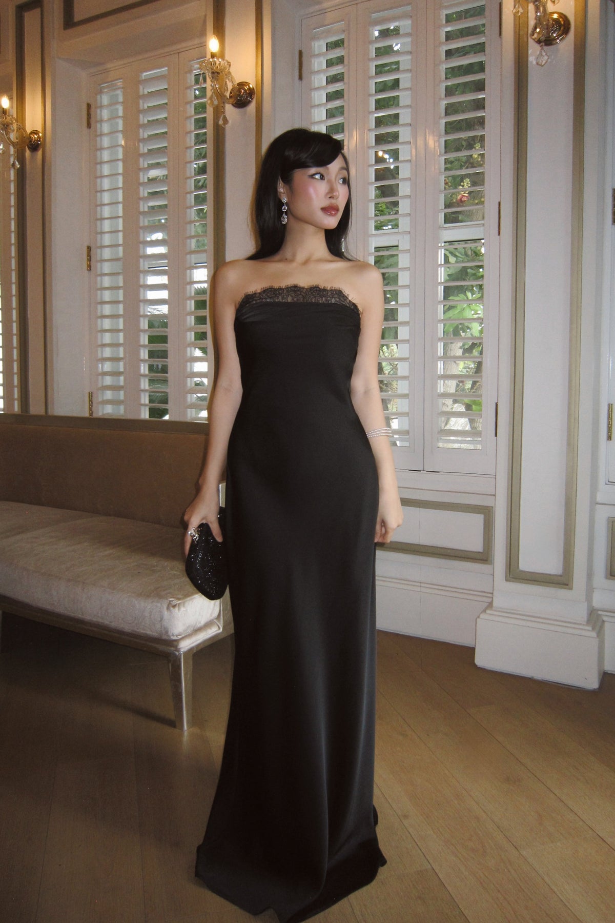 JULIE LACE STRAPLESS GOWN - BLACK