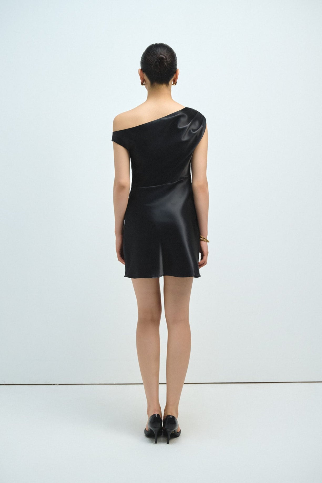 VIVIAN SATIN MINI DRESS - BLACK