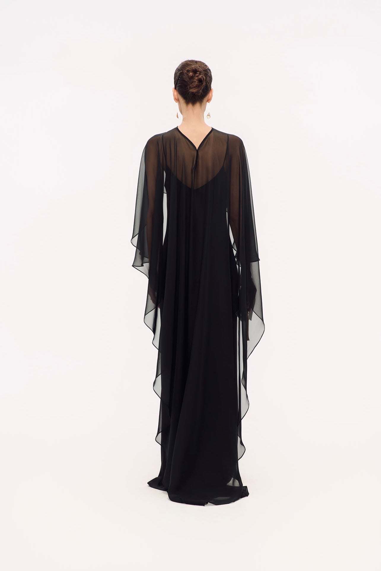 EVELYN CLASSIC SATIN GOWN (WITH SCARF) - BLACK