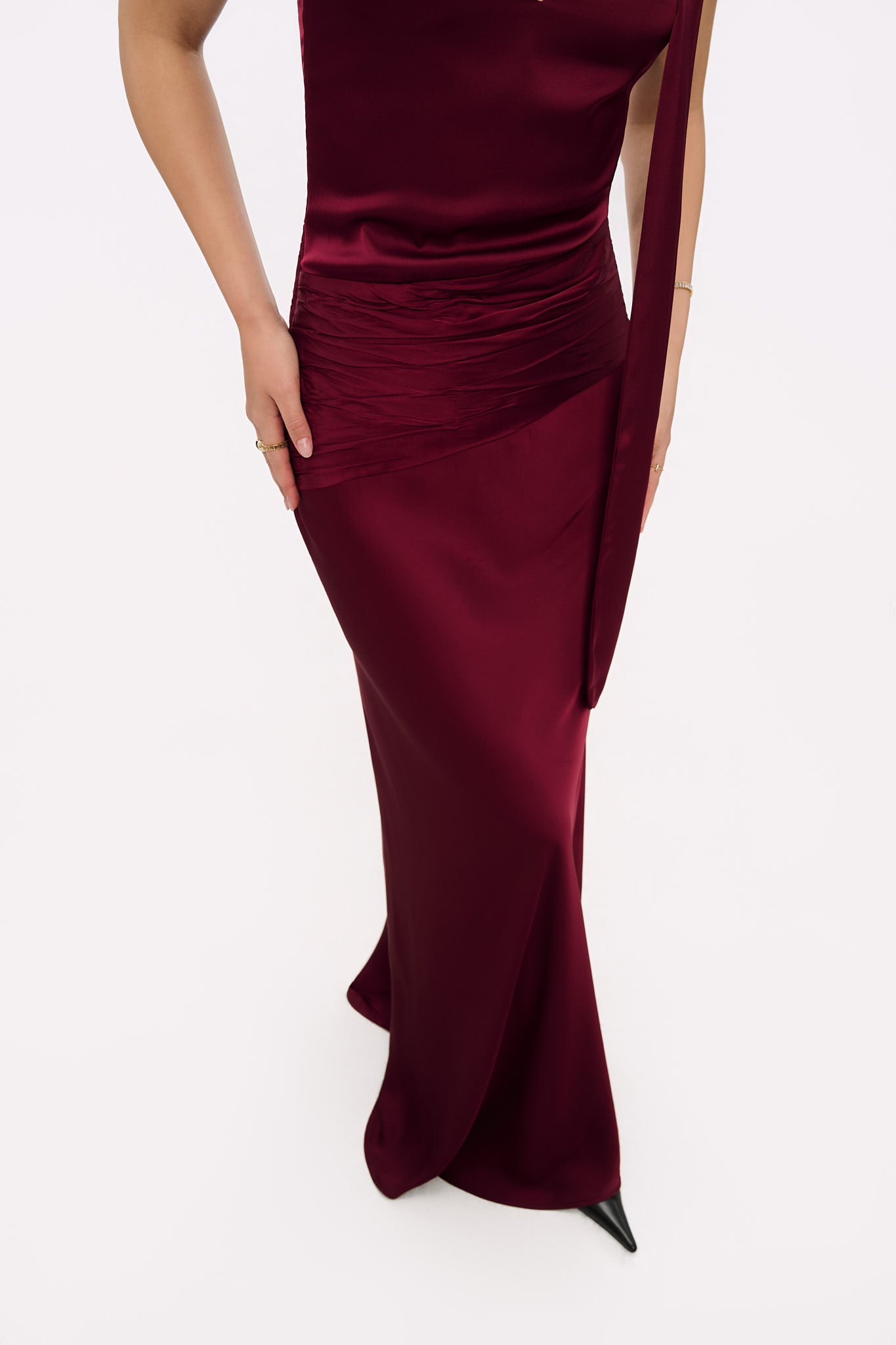 ALMA NECK-TIE SATIN GOWN - DARK RED