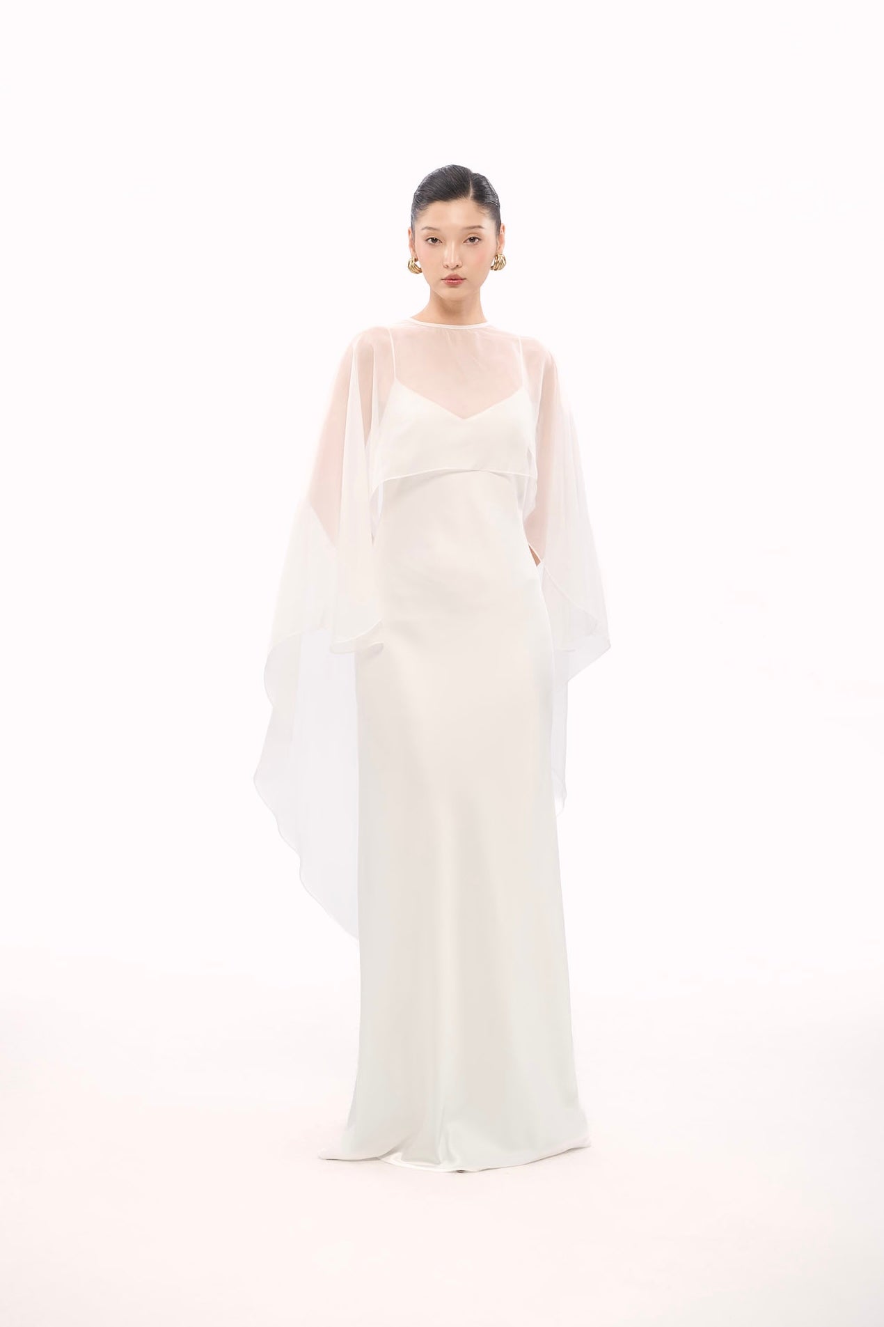 EVELYN CLASSIC SATIN GOWN (WITH SCARF) - WHITE