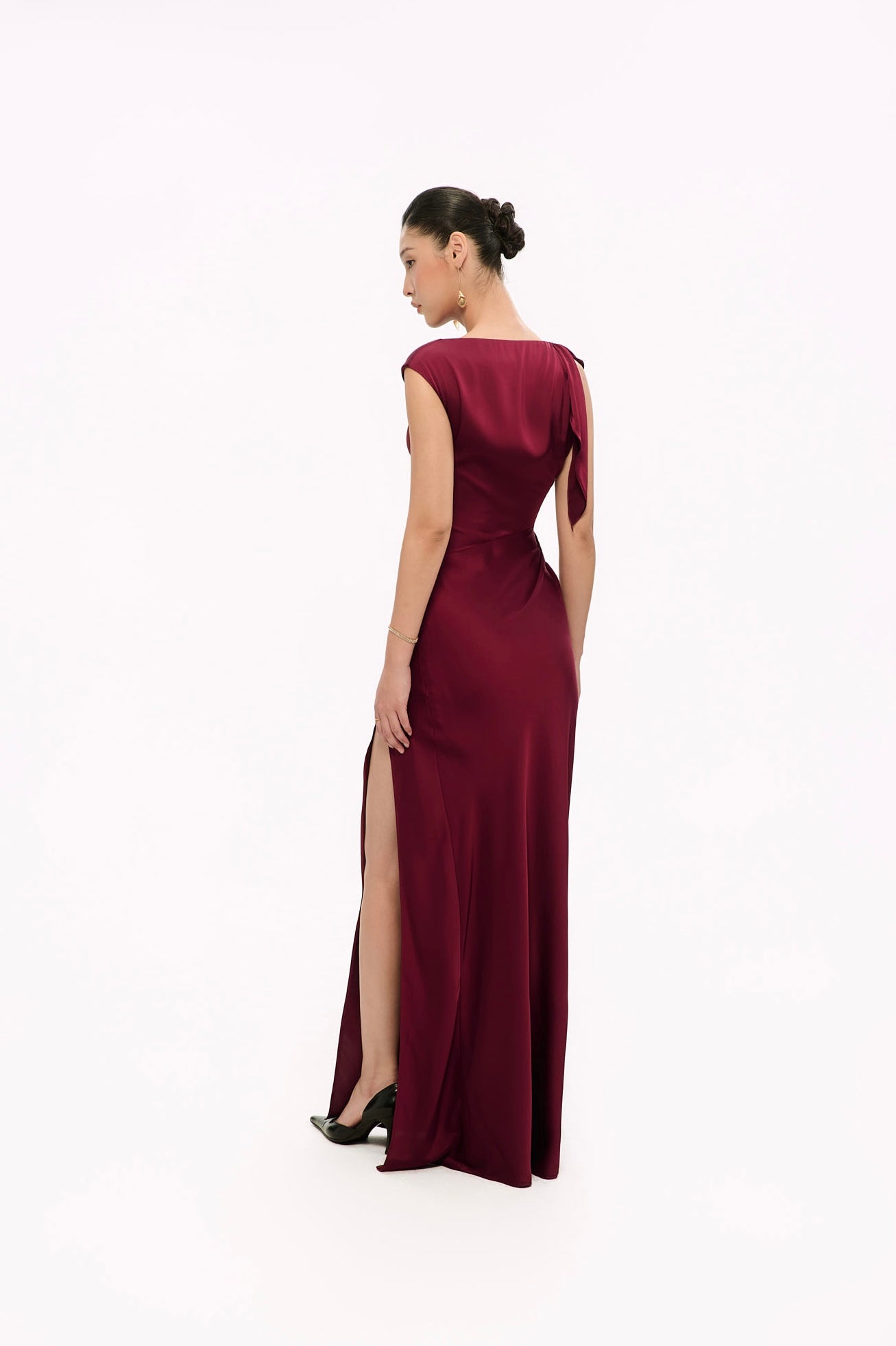 CECILIA SHOULDER-BOW SATIN GOWN - DARK RED