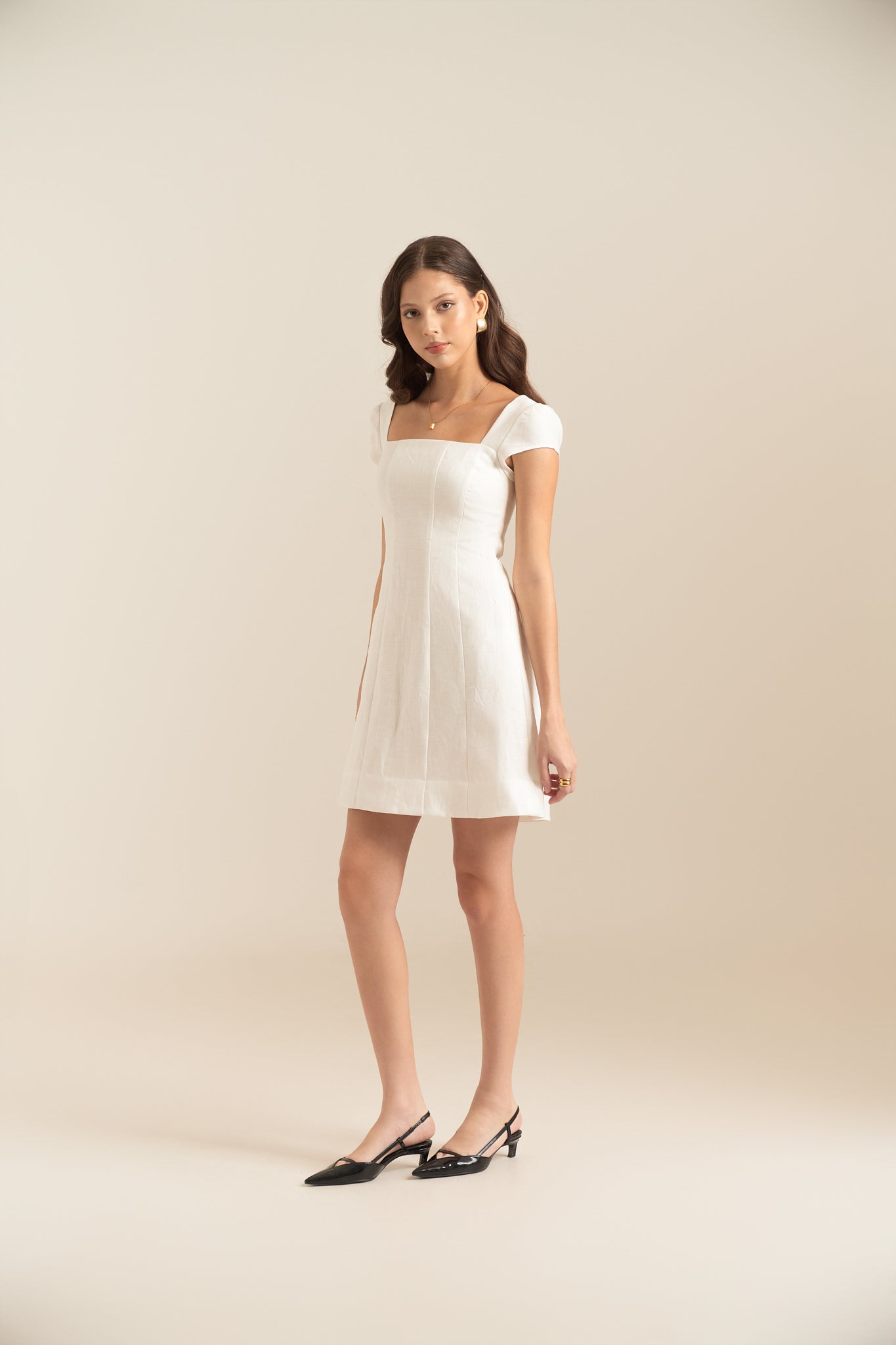 HONEY SQUARE-NECK LINEN DRESS - WHITE