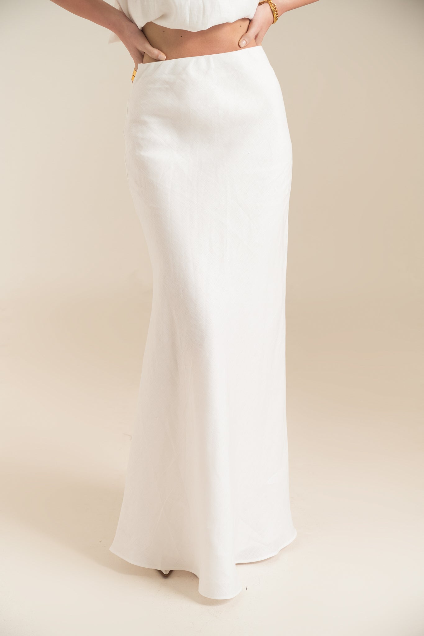 LINEN MAXI SKIRT - WHITE