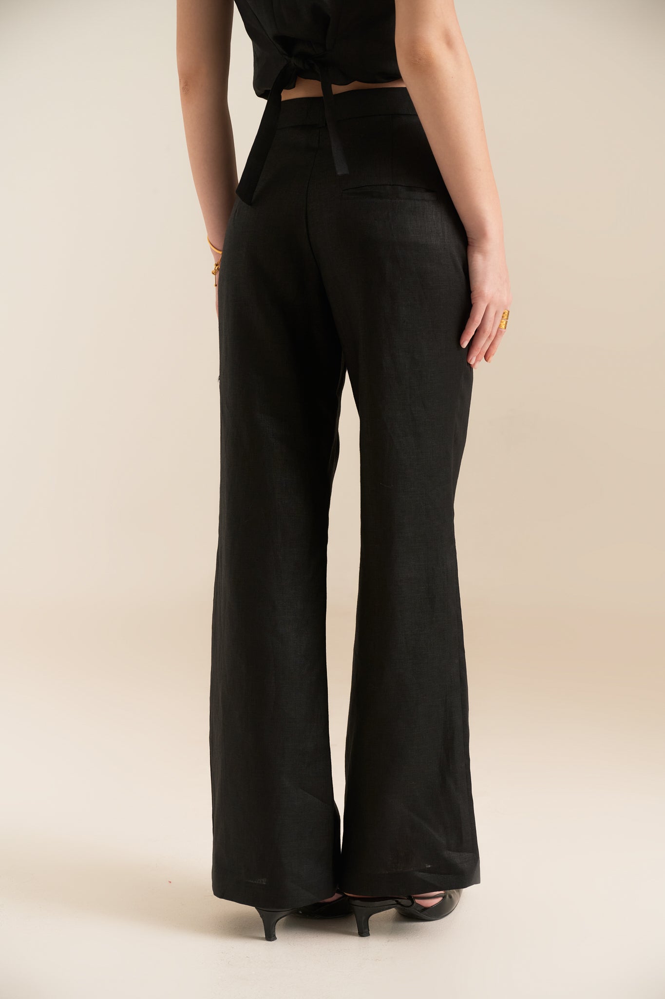LINEN RELAXED TROUSERS - BLACK