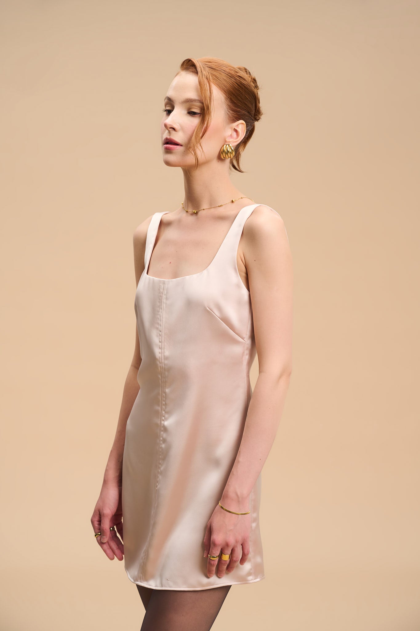 ESTELLE OPEN-BACK SATIN DRESS - Creamrose Pearl