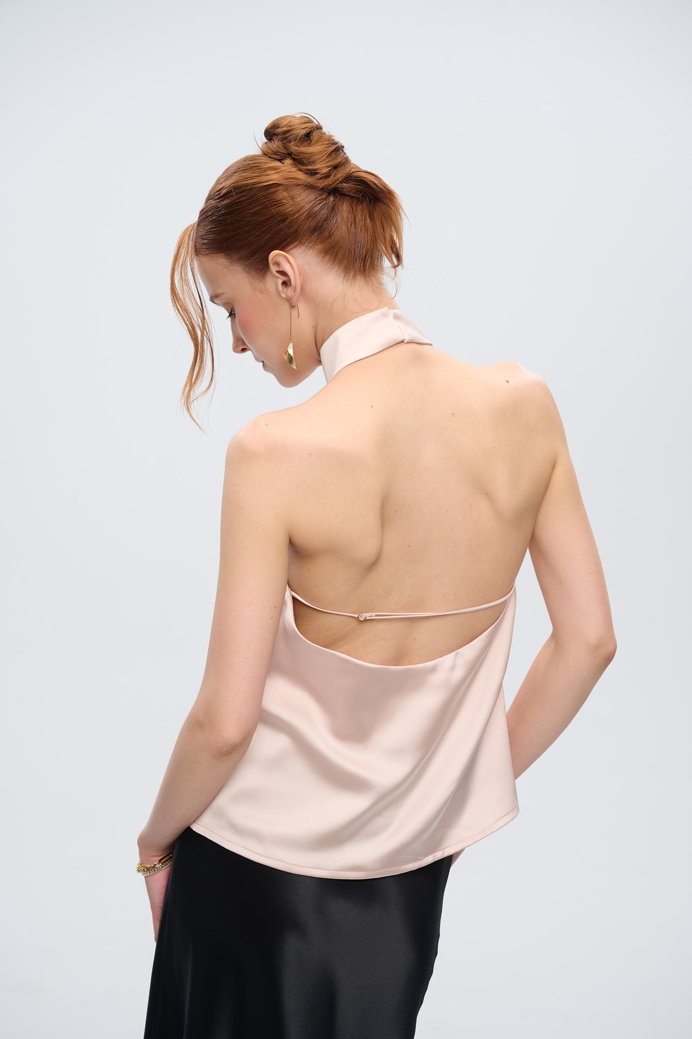 LISA HALTERNECK SATIN TOP - Creamrose Pearl