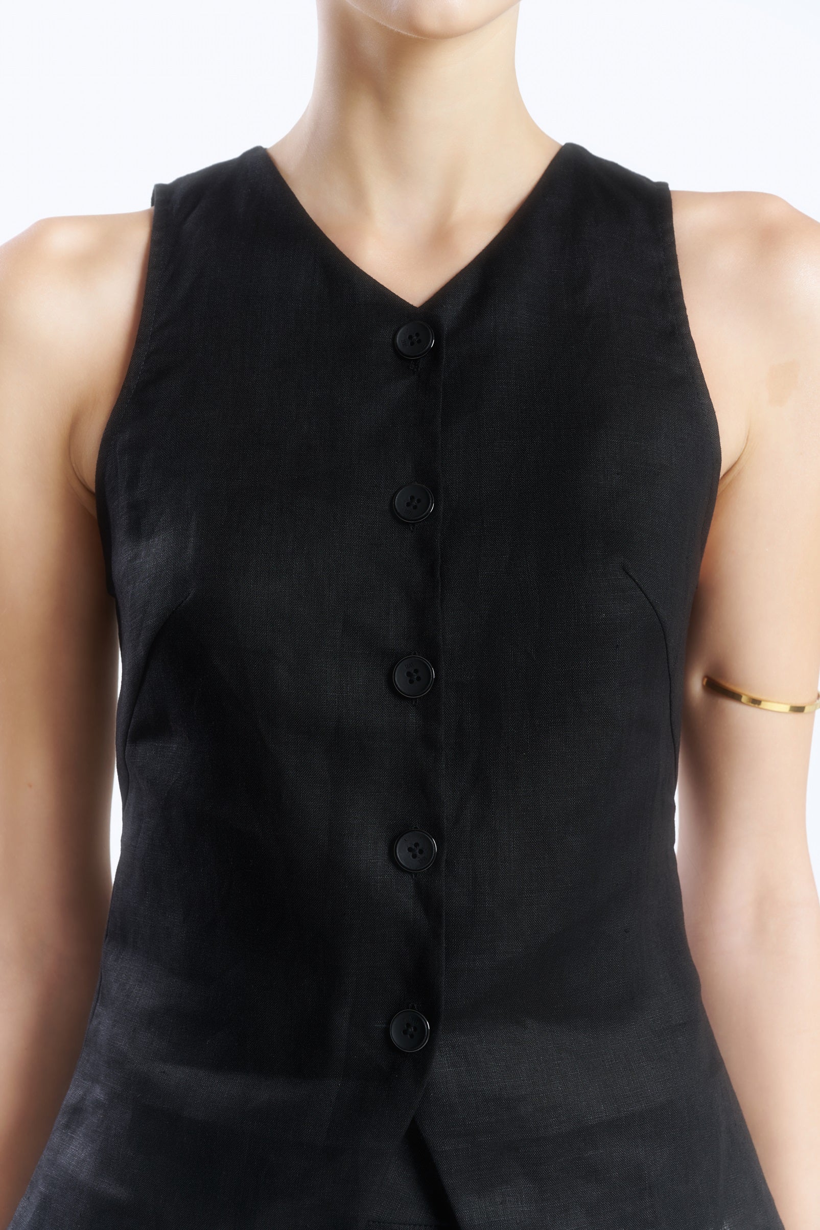 V-NECK LINEN BLOUSE - BLACK